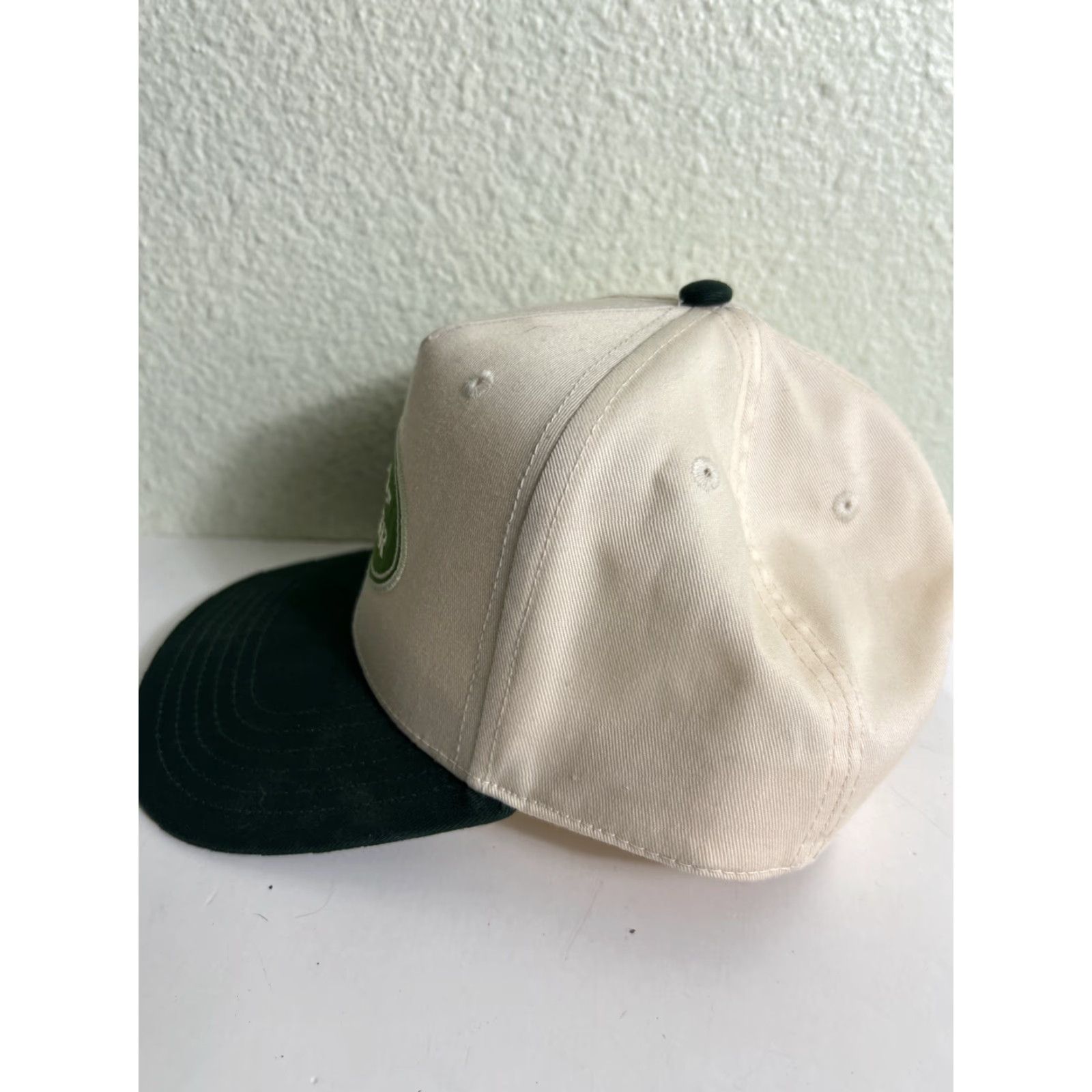 Vintage Visibly Toxic Bend ‘er Over SnapBack Baseball Hat Beige Green Adjustable Men’s Cap Shirtless? Size ONE SIZE - 6 Thumbnail