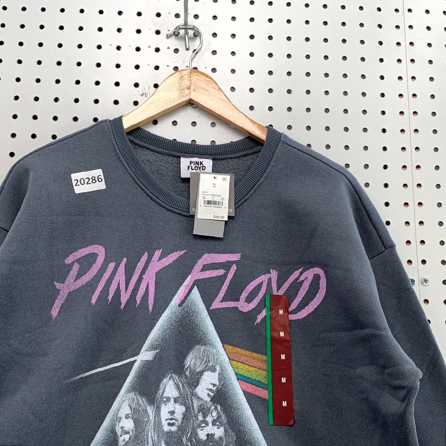 Vintage VINTAGE New Pink Floyd Crewneck Sweatshirt Gray Womens Medium Dark Side MOON 25x22.5 Size M / US 6-8 / IT 42-44 - 6 Thumbnail