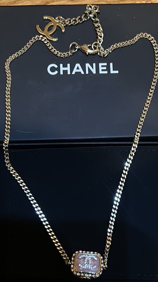 CHANEL Pink Resin Crystal CC Cuboid Openable Box Necklace