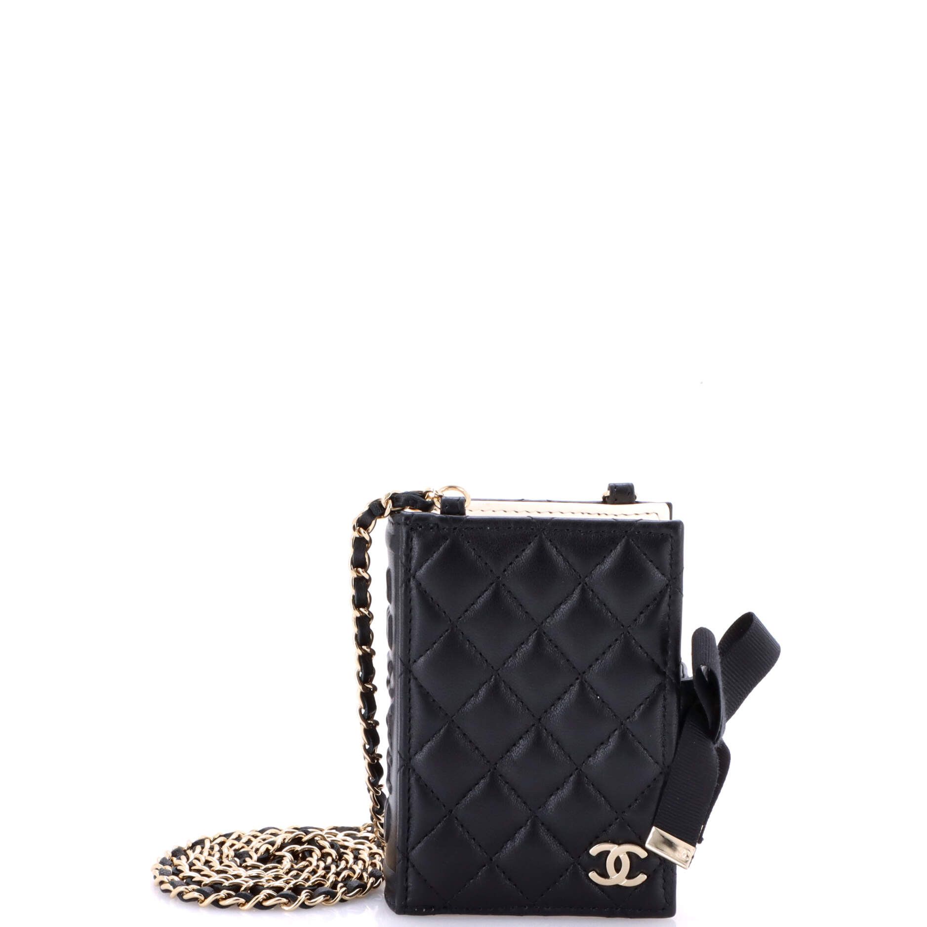 Chanel CC Book Card Holder with Chain Size ONE SIZE - 1 Thumbnail