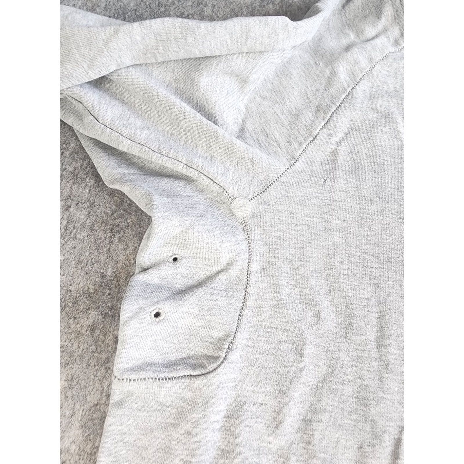 Nike Nike SB Sweatshirt Womens Small Long Sleeve Gray Distressed - Vintage Size S / US 4 / IT 40 - 6 Thumbnail