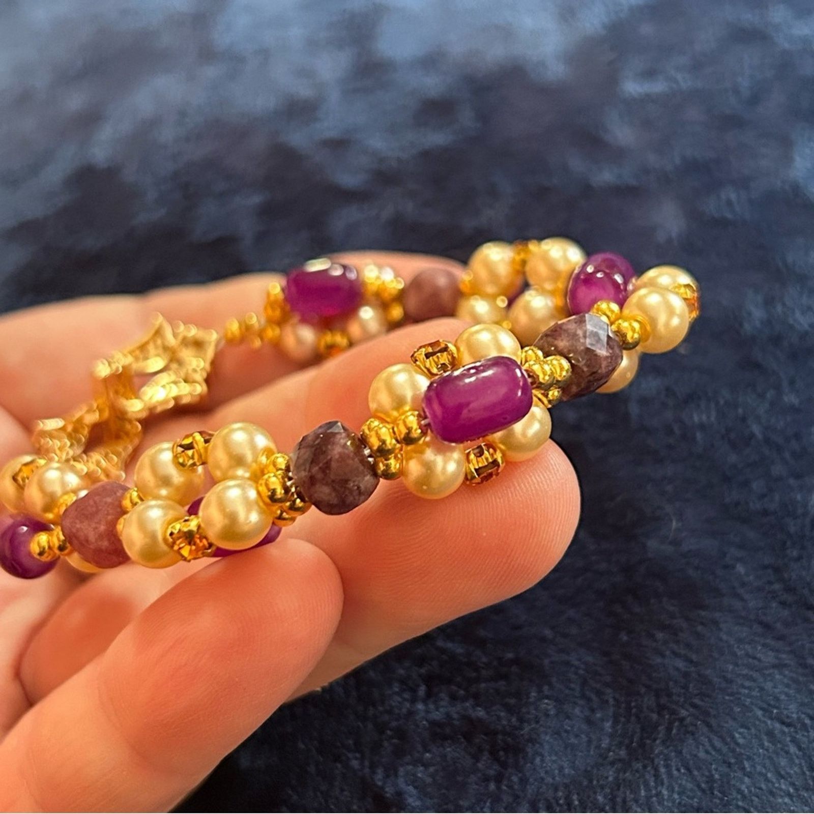 Handmade Handcrafted elegant glam twist faceted amethyst bracelet Size ONE SIZE - 6 Thumbnail