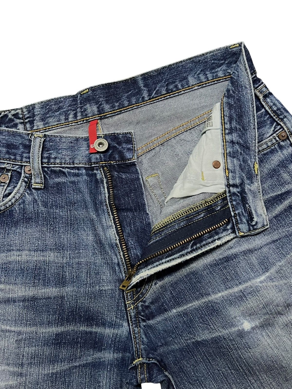Uniqlo Vintage Uniqlo UJ - Faded Wash, Distressed Denim Size US 31 - 10 Thumbnail