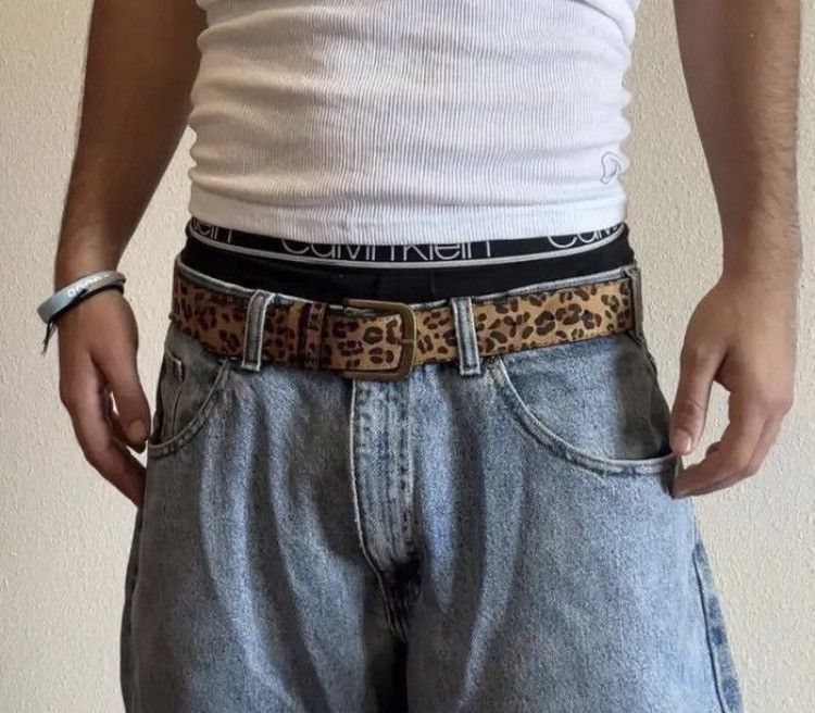 Japanese Brand 2000s leopard cheetah print belt Size 32 - 1 Thumbnail