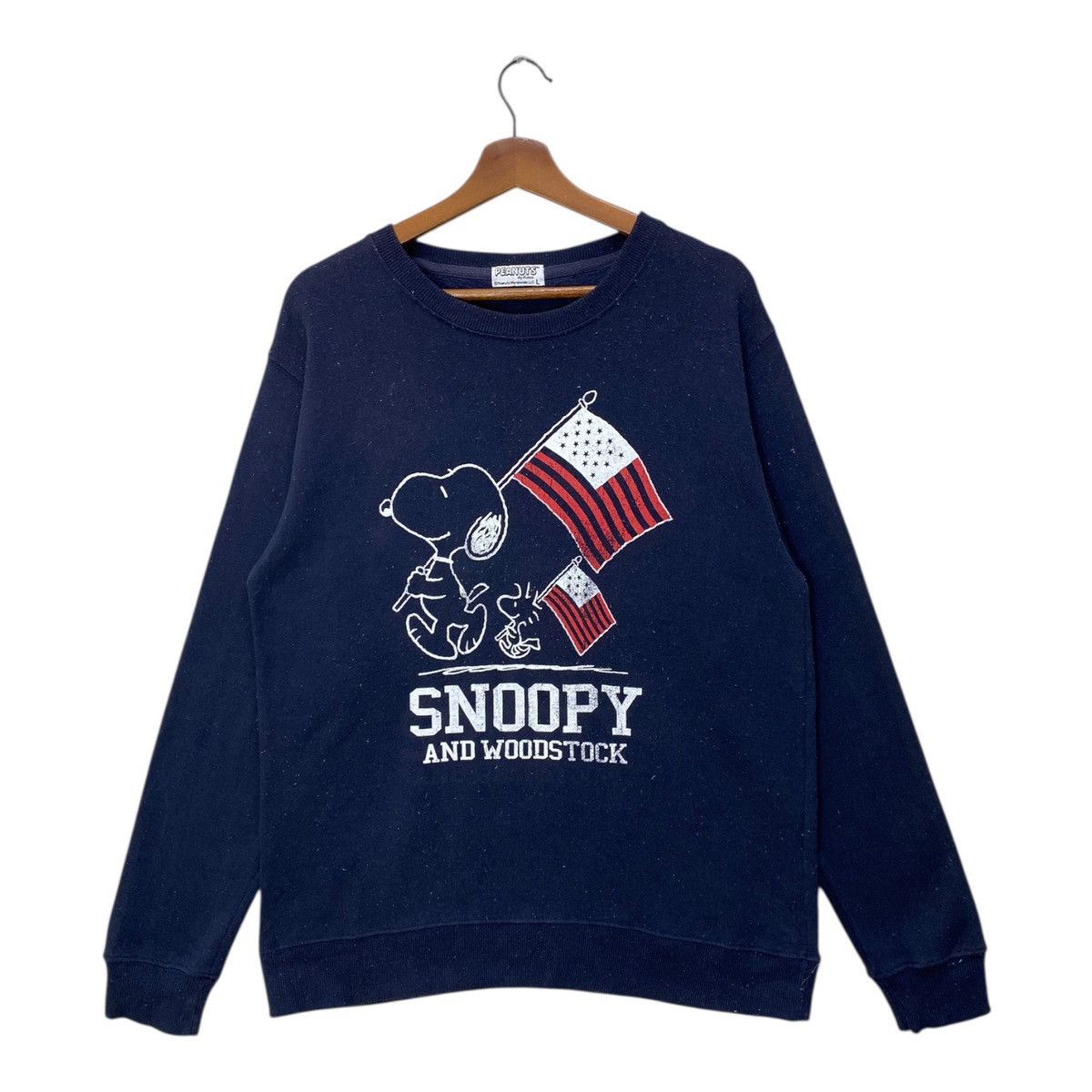 Peanuts Peanuts Snoopy And Woodstock Sweatshirt Crewneck Size L Size US L / EU 52-54 / 3 - 1 Thumbnail