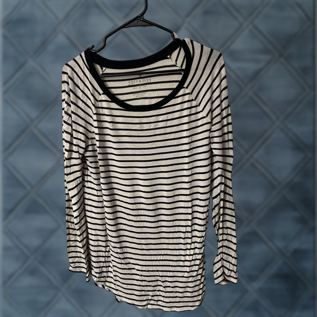 American Eagle Outfitters VINTAGE American Eagle Shirt Striped Long Sleeve Womens S White/Black Adult Small Size S / US 4 / IT 40 - 1 Thumbnail