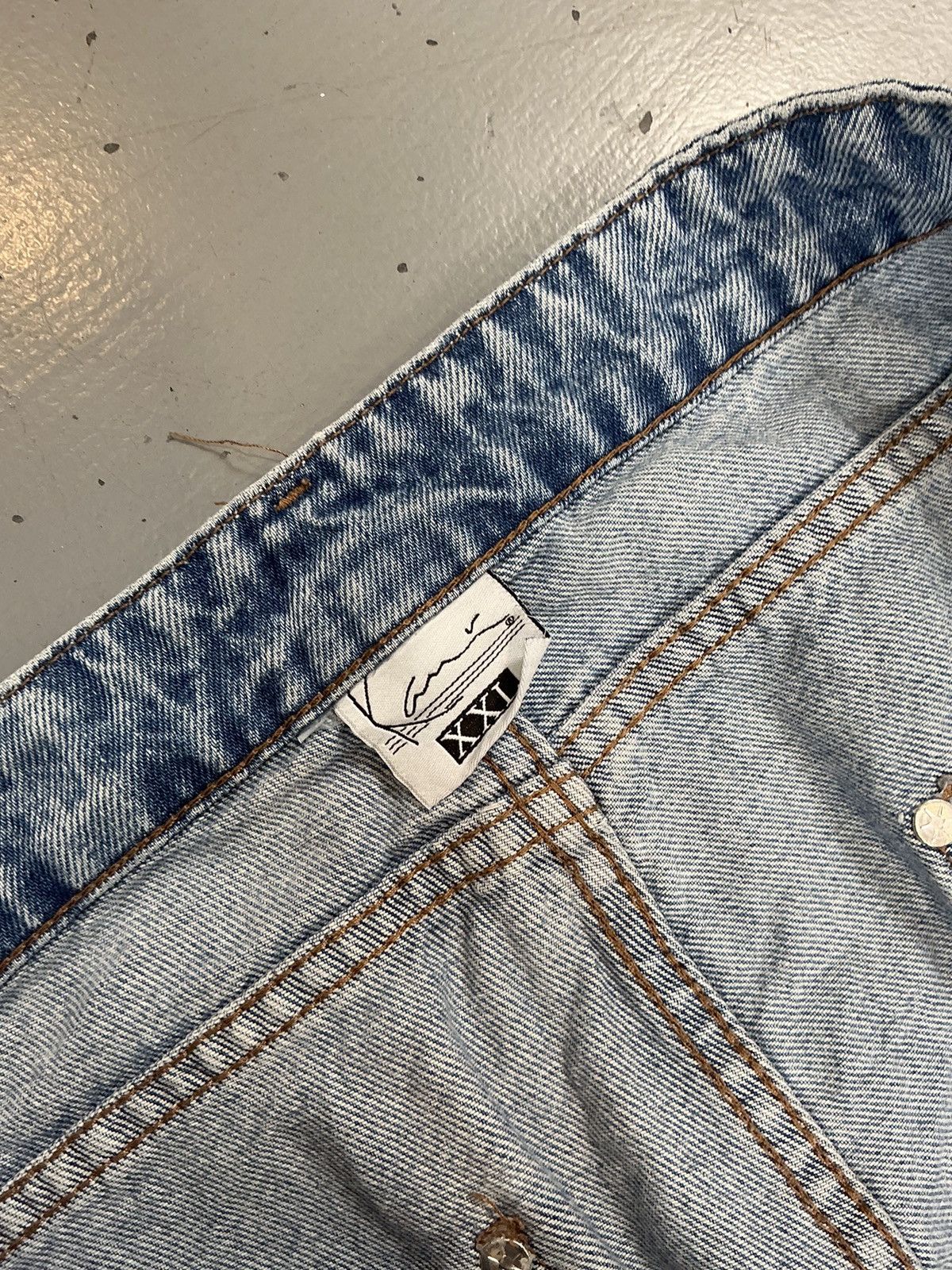 Karl Kani × Vintage Vintage Karl Kani SpellOut embroidered baggy fit denim Size US 42 / EU 58 - 8 Thumbnail