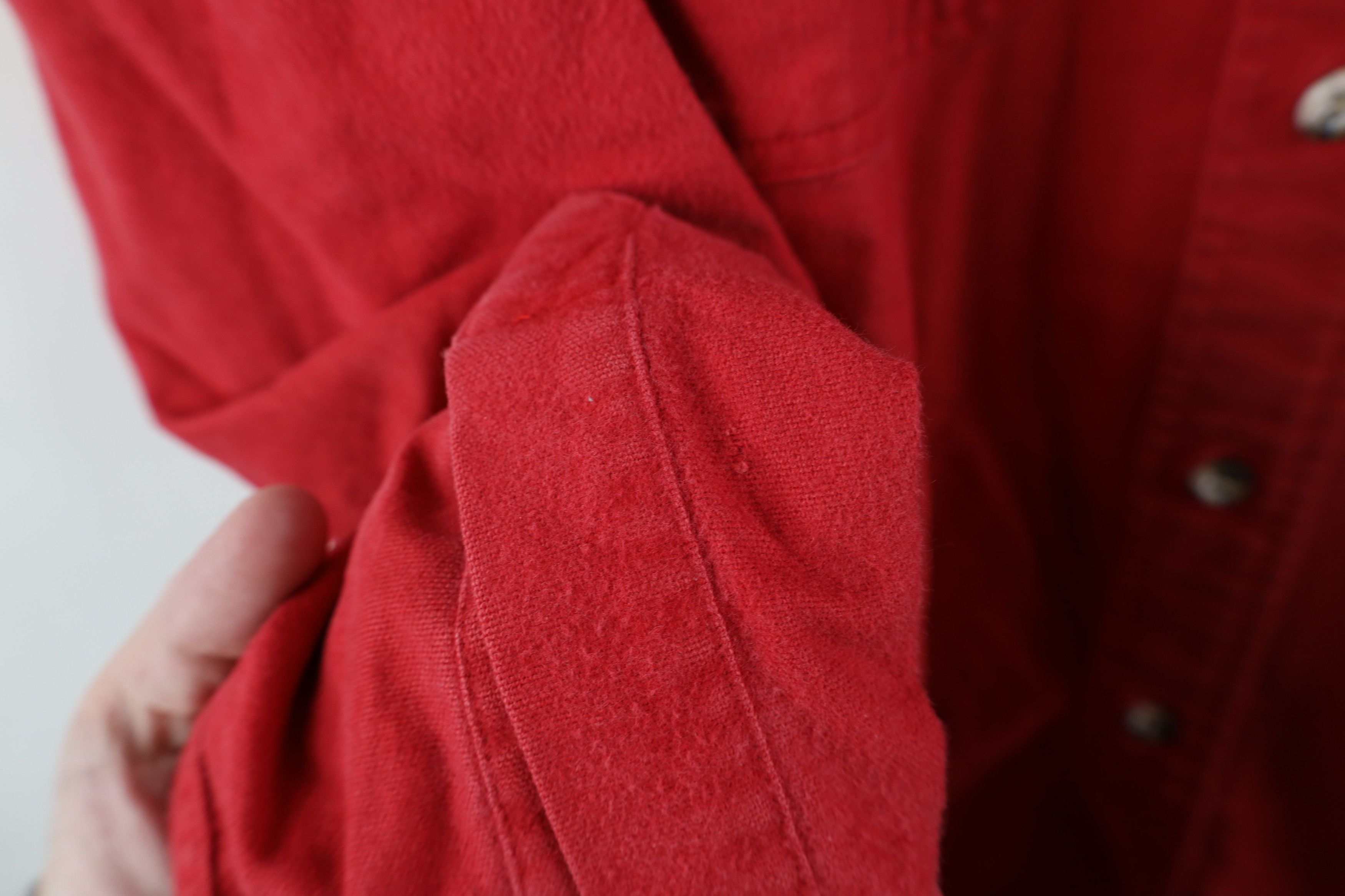 Vintage Vintage 70s Streetwear Cloth Collared Button Shirt Red Size US L / EU 52-54 / 3 - 8 Thumbnail