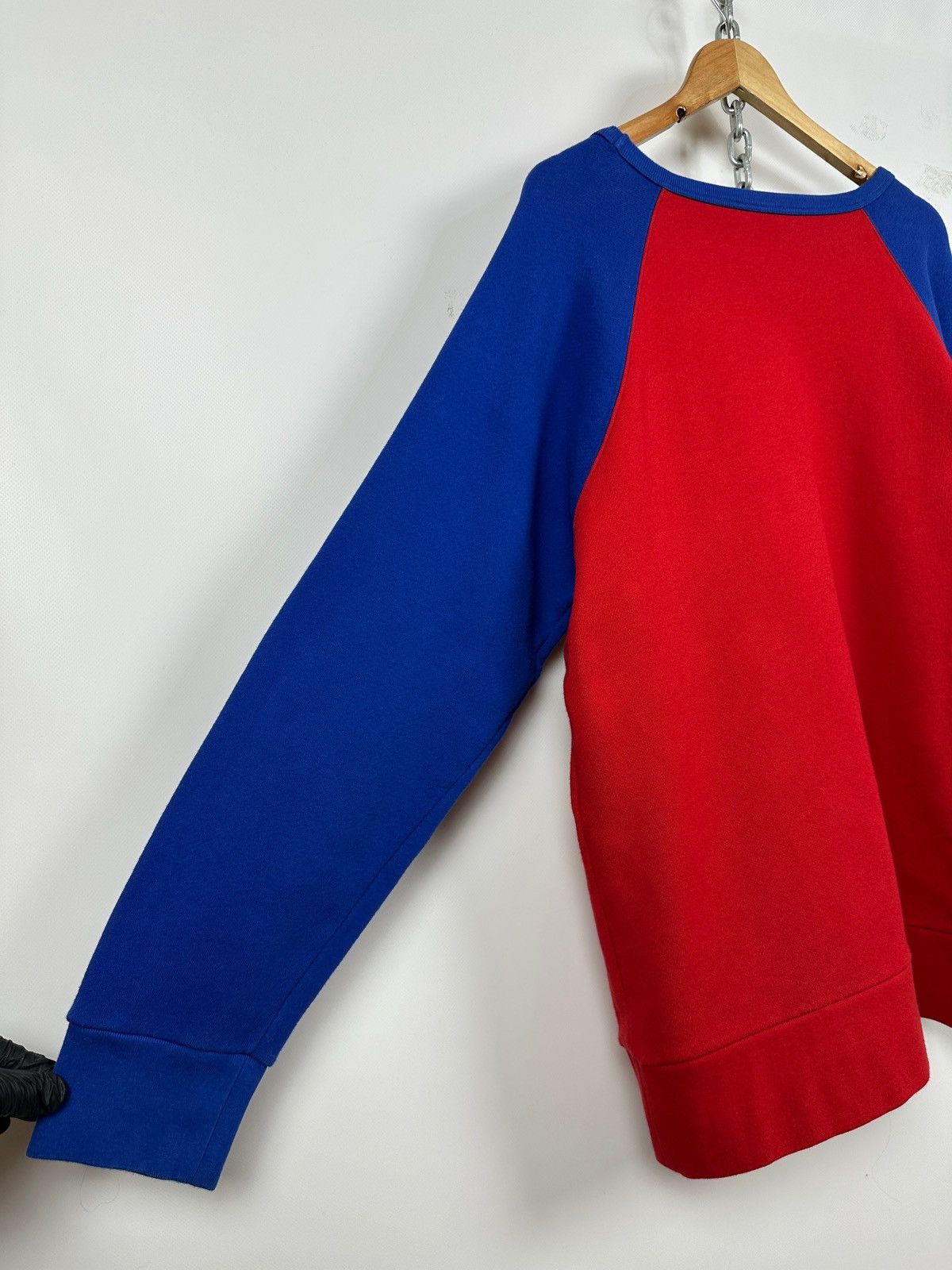 Gucci Gucci Red/Blue Crewneck Sweatshirt Size US L / EU 52-54 / 3 - 17 Thumbnail