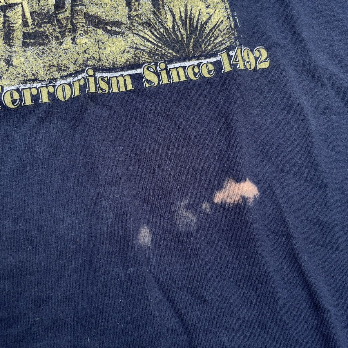 Vintage Vintage Thrashed 90s HOMELAND SECURITY Shirt Size US XL / EU 56 / 4 - 4 Thumbnail