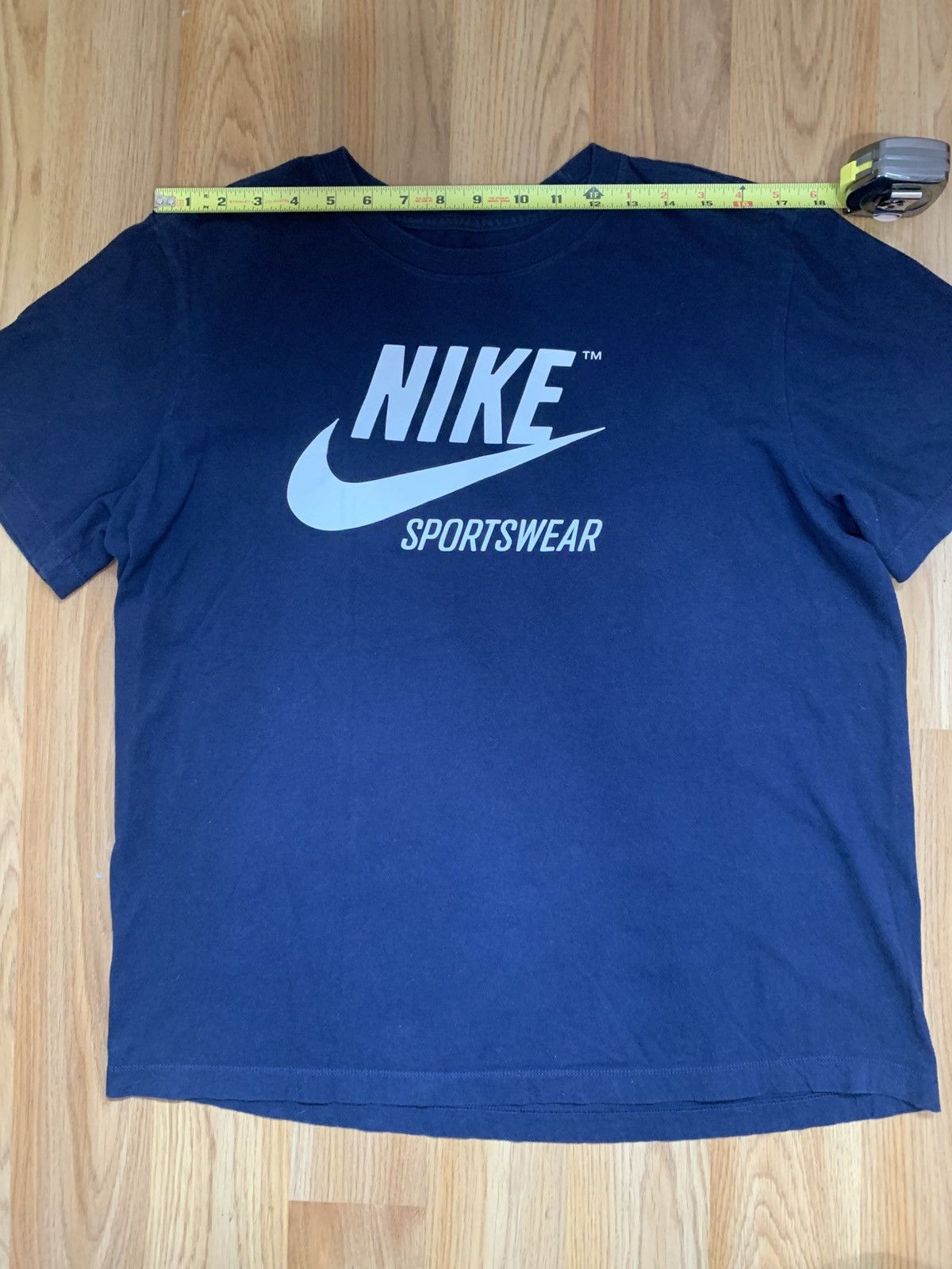 Nike Sz L- Nike Logo Tee Size US L / EU 52-54 / 3 - 3 Thumbnail