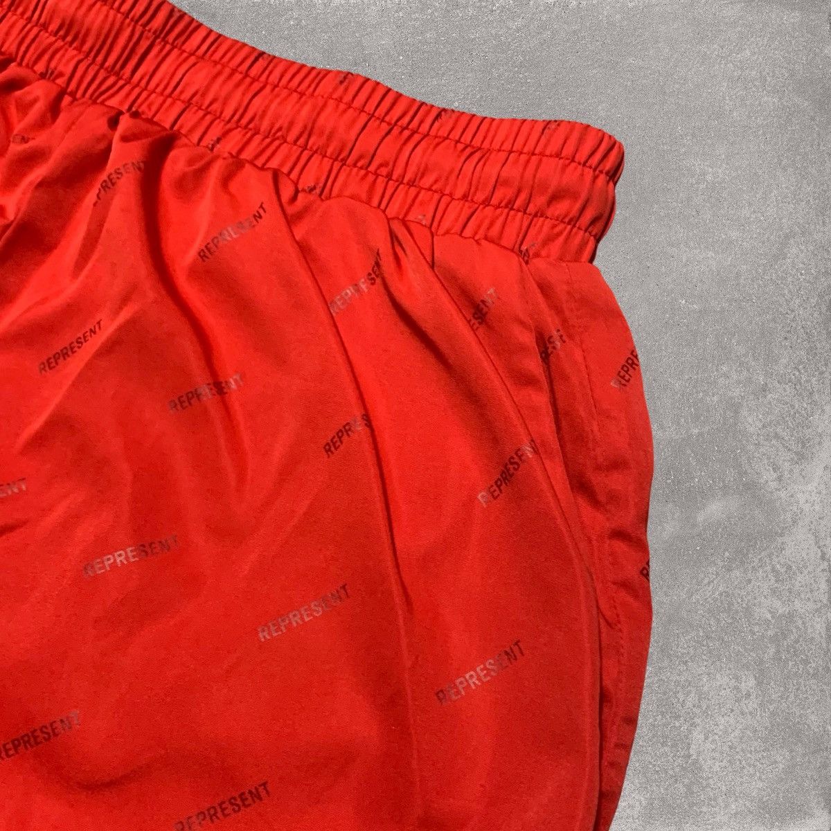 Represent Clo. Represent XS Swim Shorts Red Logo All Over Bottoms Size US 28 / EU 44 - 3 Thumbnail