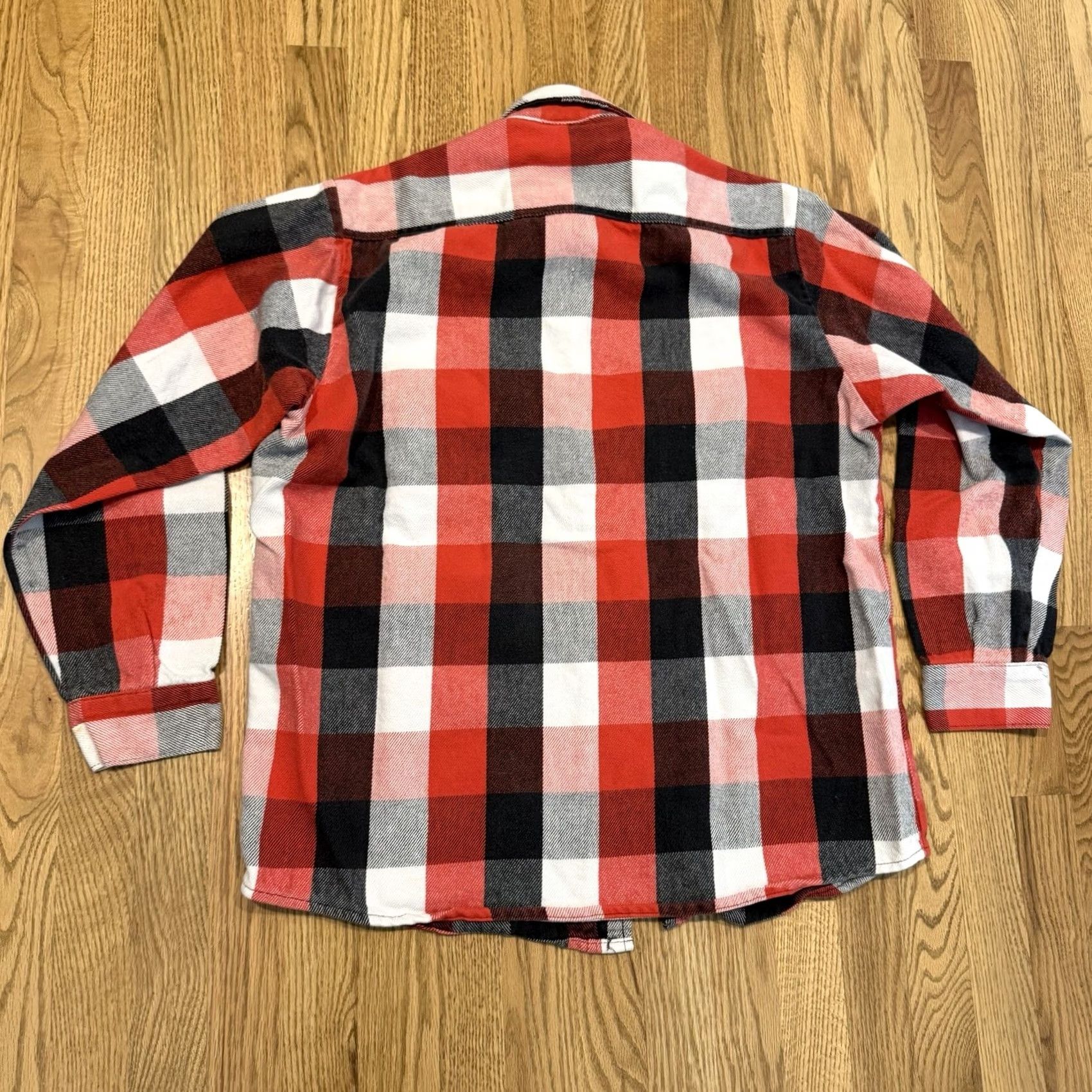 Vintage VINTAGE Five Brother Flannel Shirt Men’s L Button Up Long Sleeve Cotton Red Plaid Cott on Vintage: 80s 90s Outdoor Retro USA Classic Workwear Pockets Size US L / EU 52-54 / 3 - 2 Thumbnail