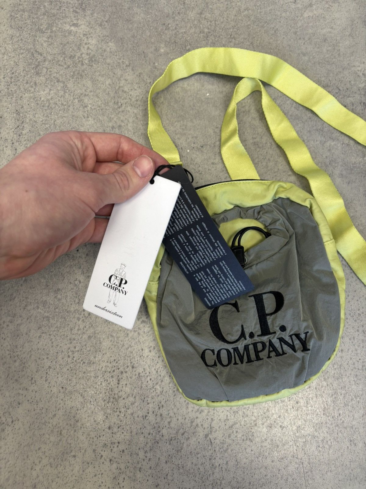 C.P. Company CP Company grey/lime messenger Size ONE SIZE - 3 Thumbnail