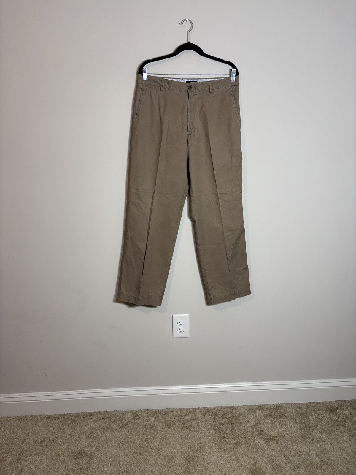J.Crew J. Crew Khaki Chino Pants Cotton Preppy Size US 33 - 1 Thumbnail