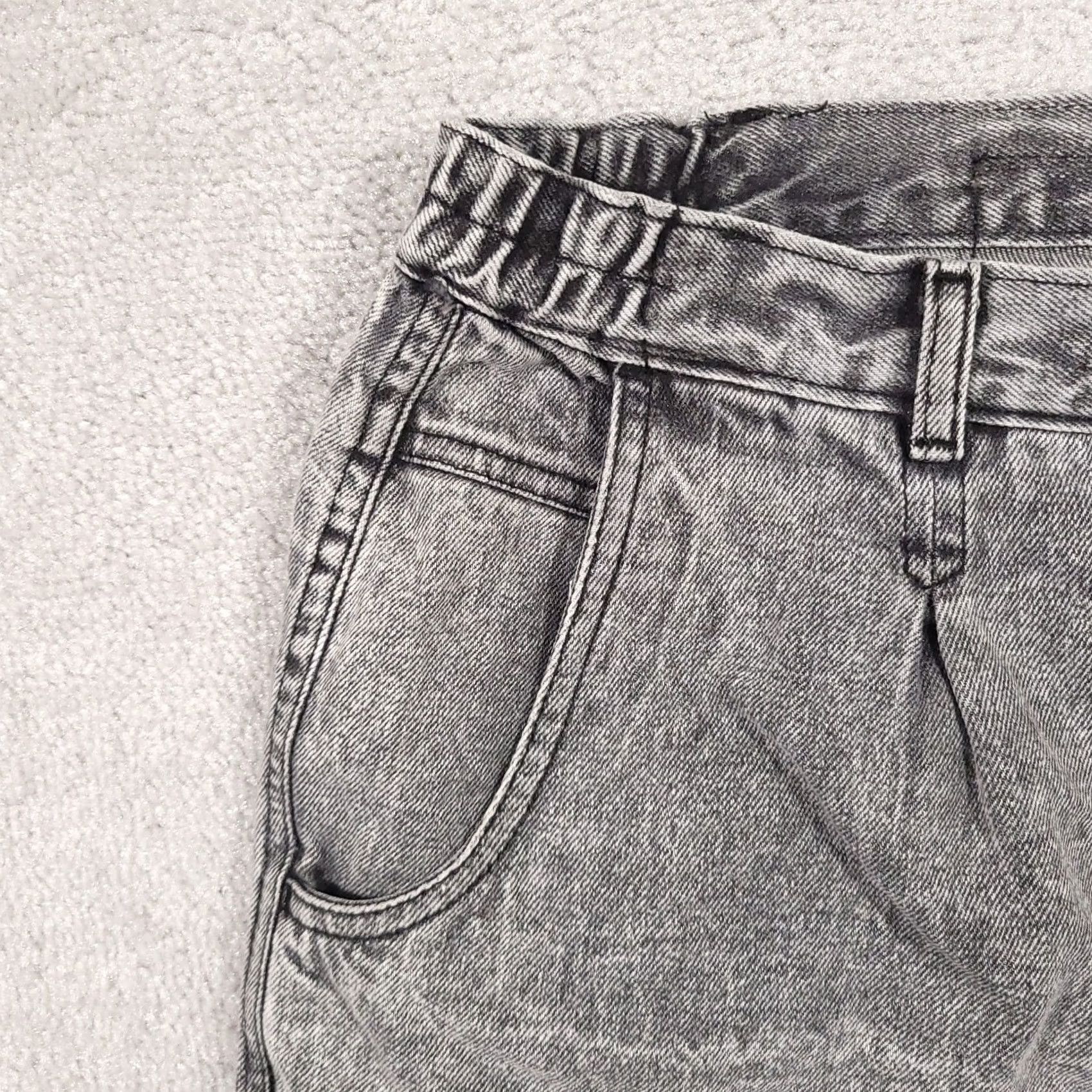 Lee VINTAGE Lee Airgear Denim Shorts Women's W38 High Rise Acid Wash 7" Inseam; 80s; Gray; Regular; Summer, Spring, Fall; Mens/Womens Size 26" / US 2 / IT 38 - 7 Thumbnail