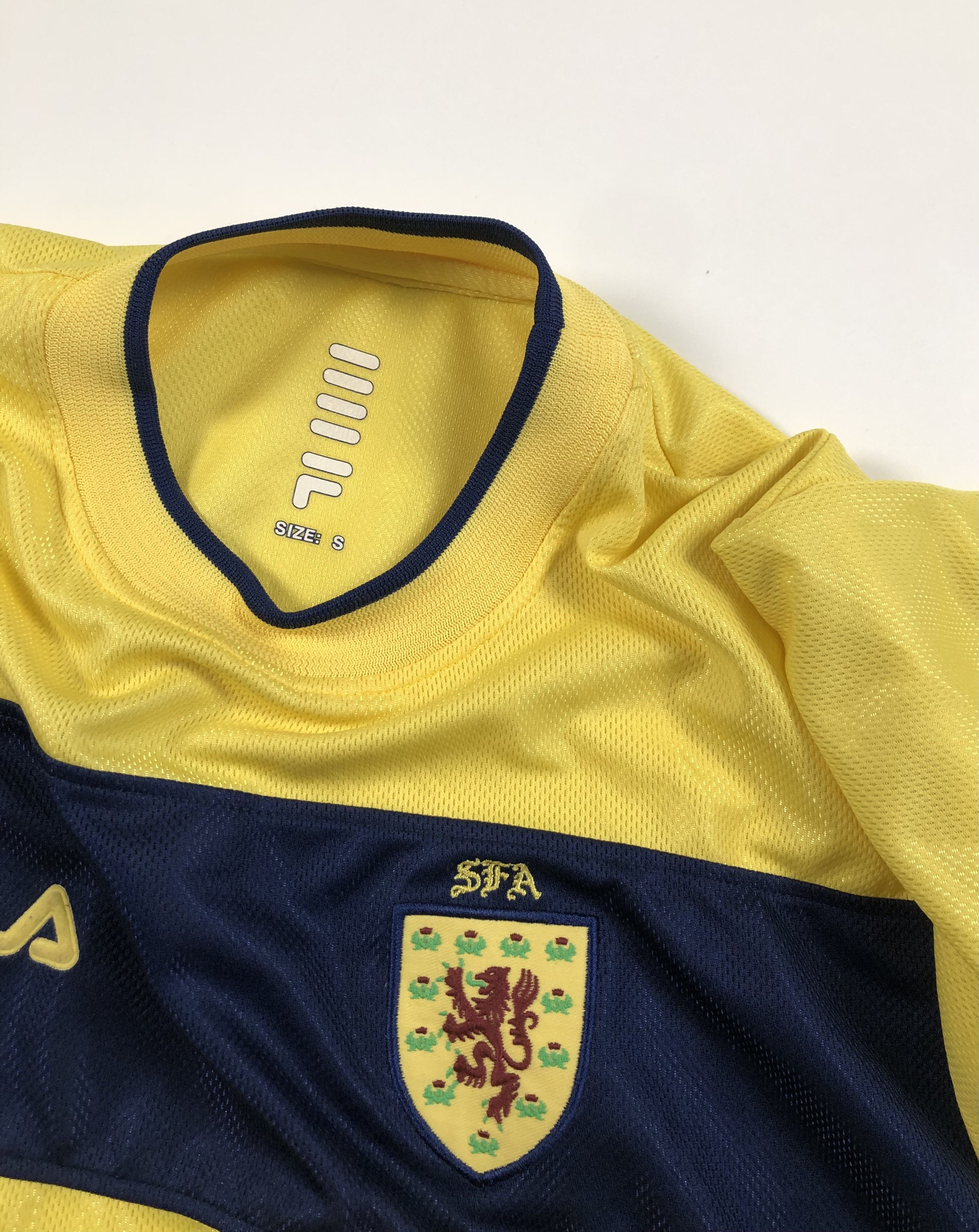 Fila Fila Scotland Football Associtation 2002-2003 Away Jersey Size US S / EU 44-46 / 1 - 4 Thumbnail
