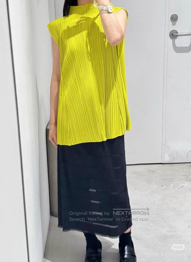 Issey Miyake Issey Miyake Medium Soft Yellow Top Size L / US 10 / IT 46 - 8 Thumbnail