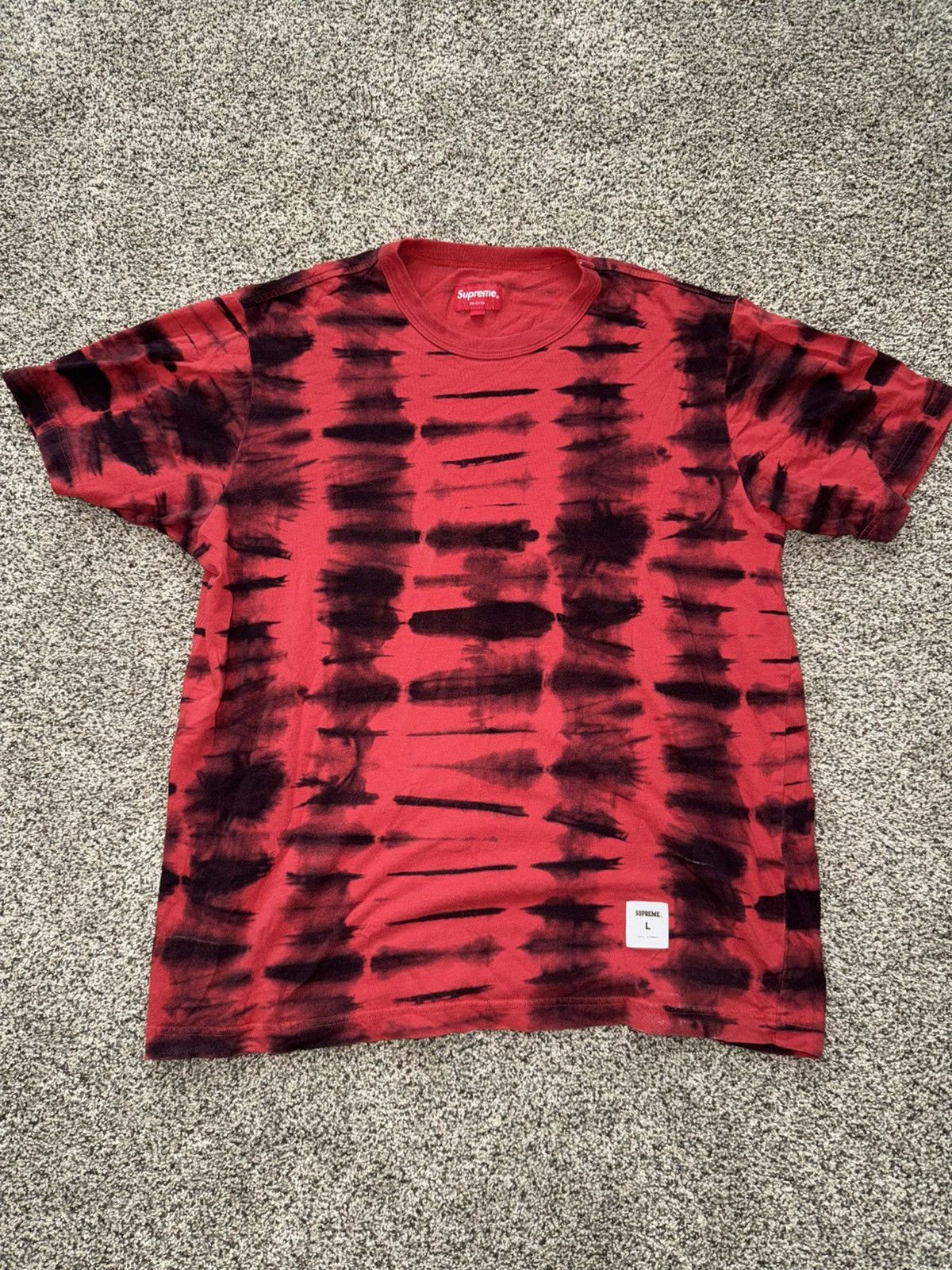 Supreme FW21 Supreme Small Box Tee Red Tie Dye Size US L / EU 52-54 / 3 - 1 Thumbnail