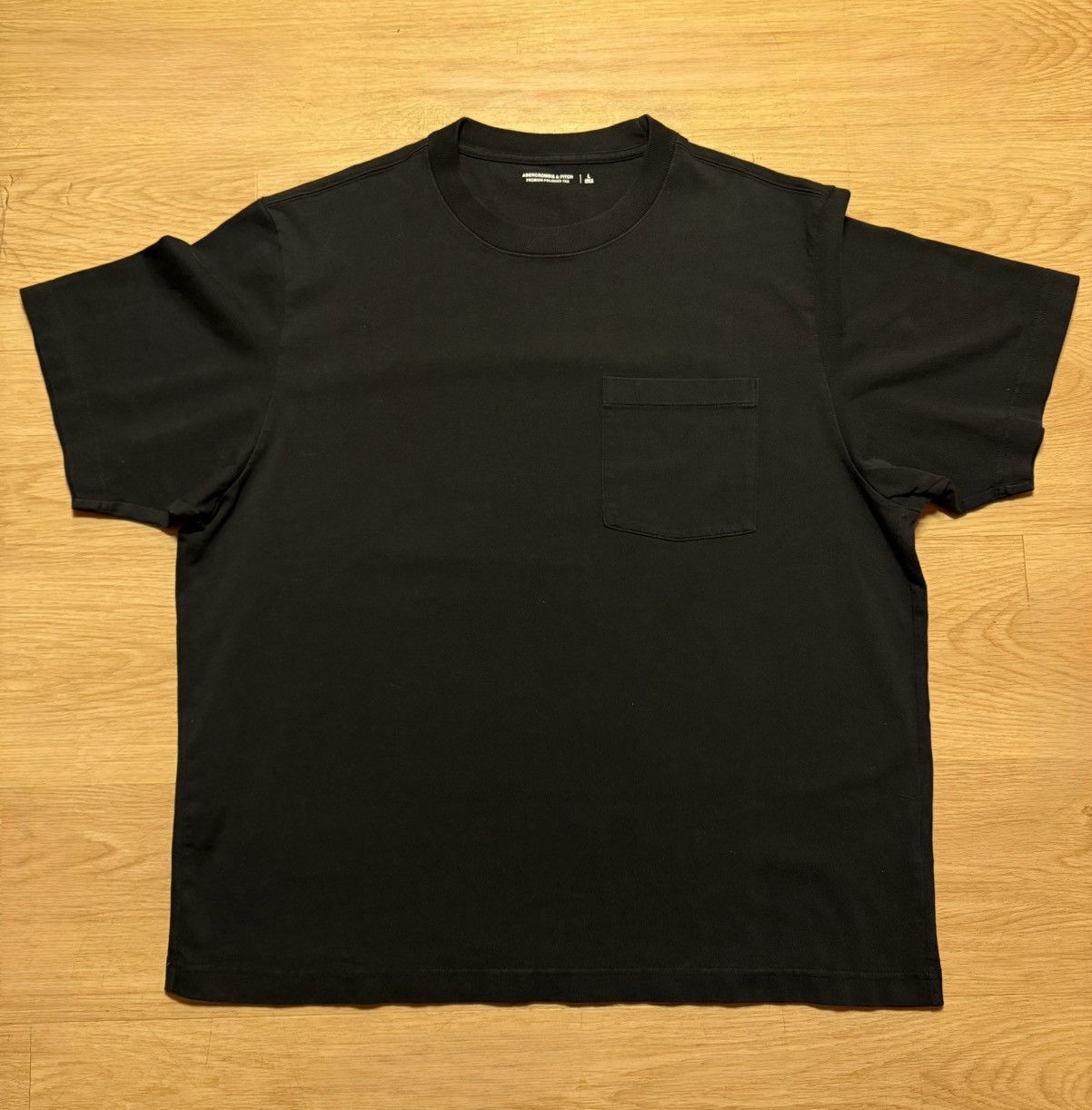 Abercrombie & Fitch Abercrombie & Fitch Polished Tee Size US L / EU 52-54 / 3 - 1 Thumbnail