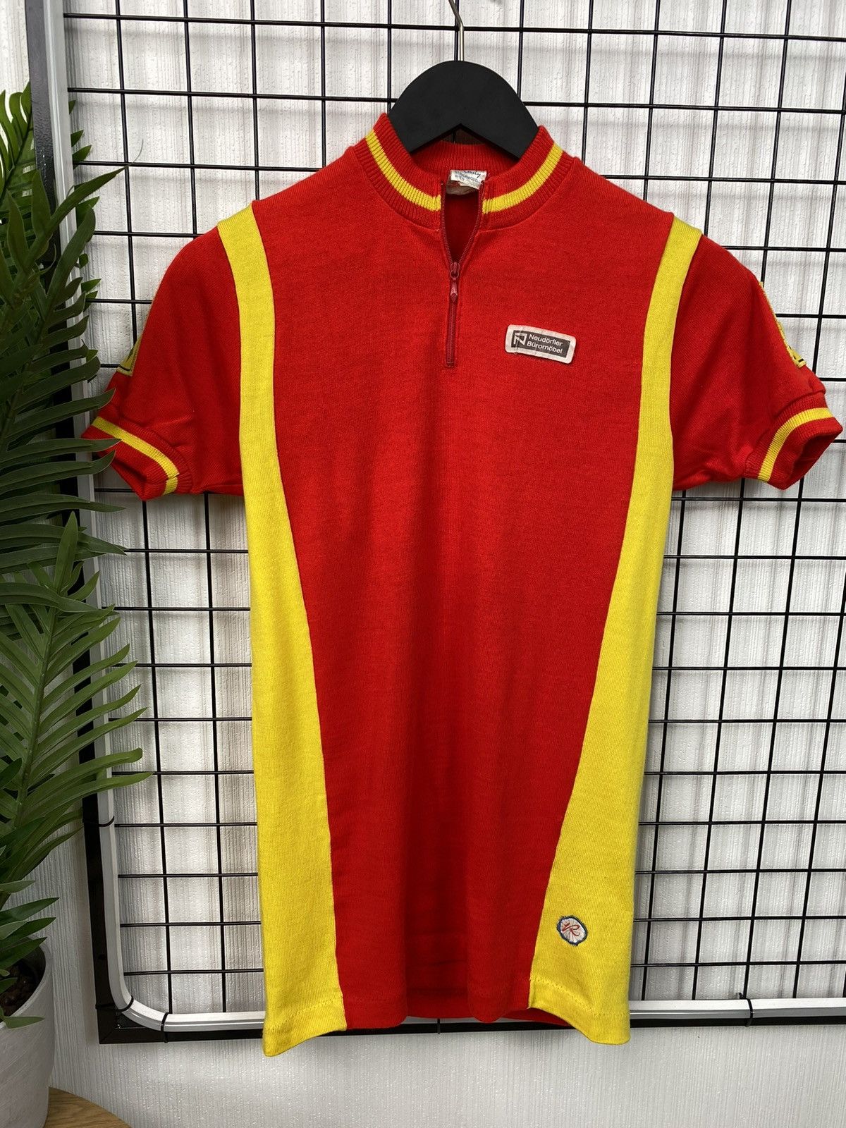Other Rare vintage 80’s 90’s men cycle jersey “Rady” Raiffeisen Size US S / EU 44-46 / 1 - 1 Thumbnail