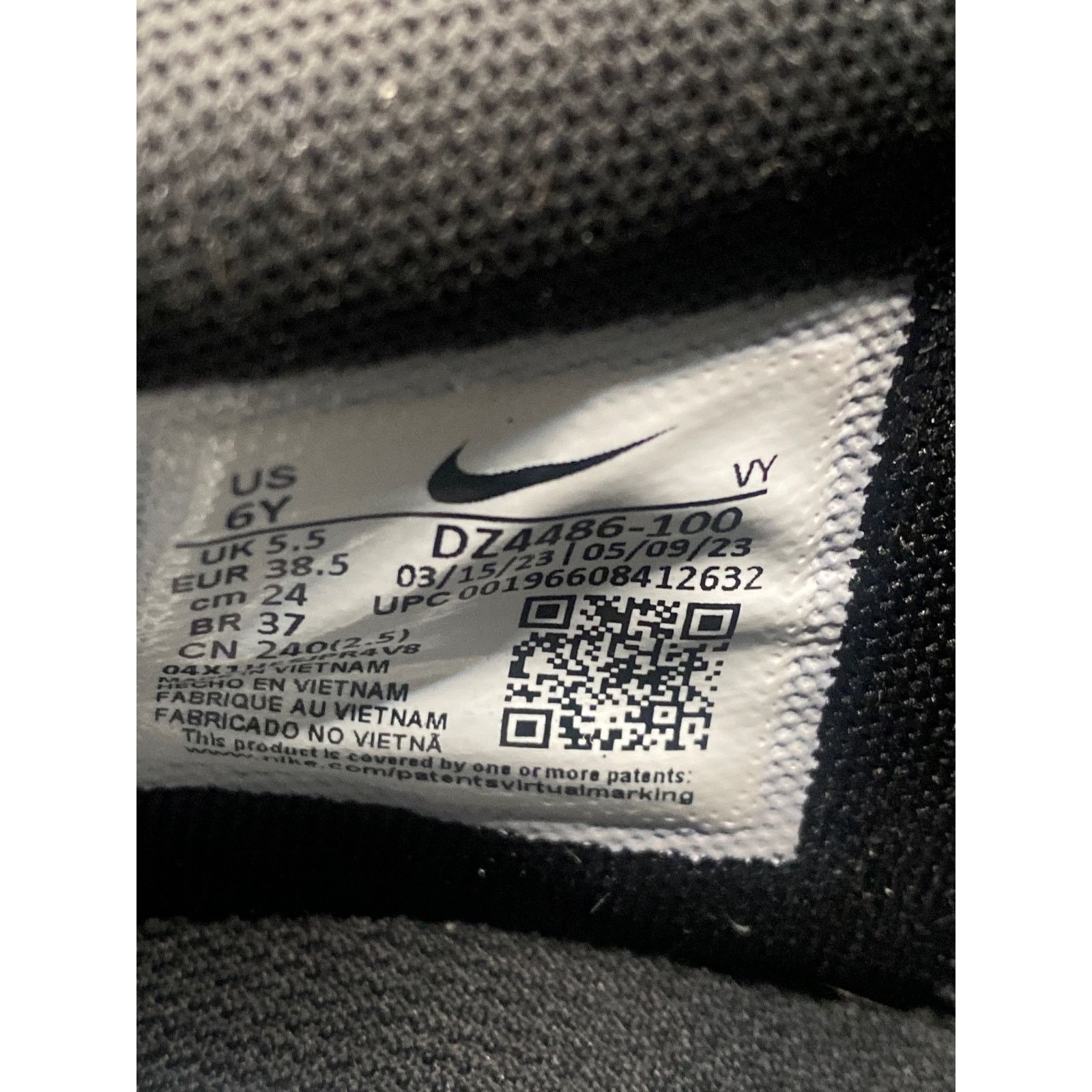 Nike Nike Freak 5 GS [DZ4486-100] Kids Basketball White US 6Y Size US 6 / EU 39 - 7 Thumbnail