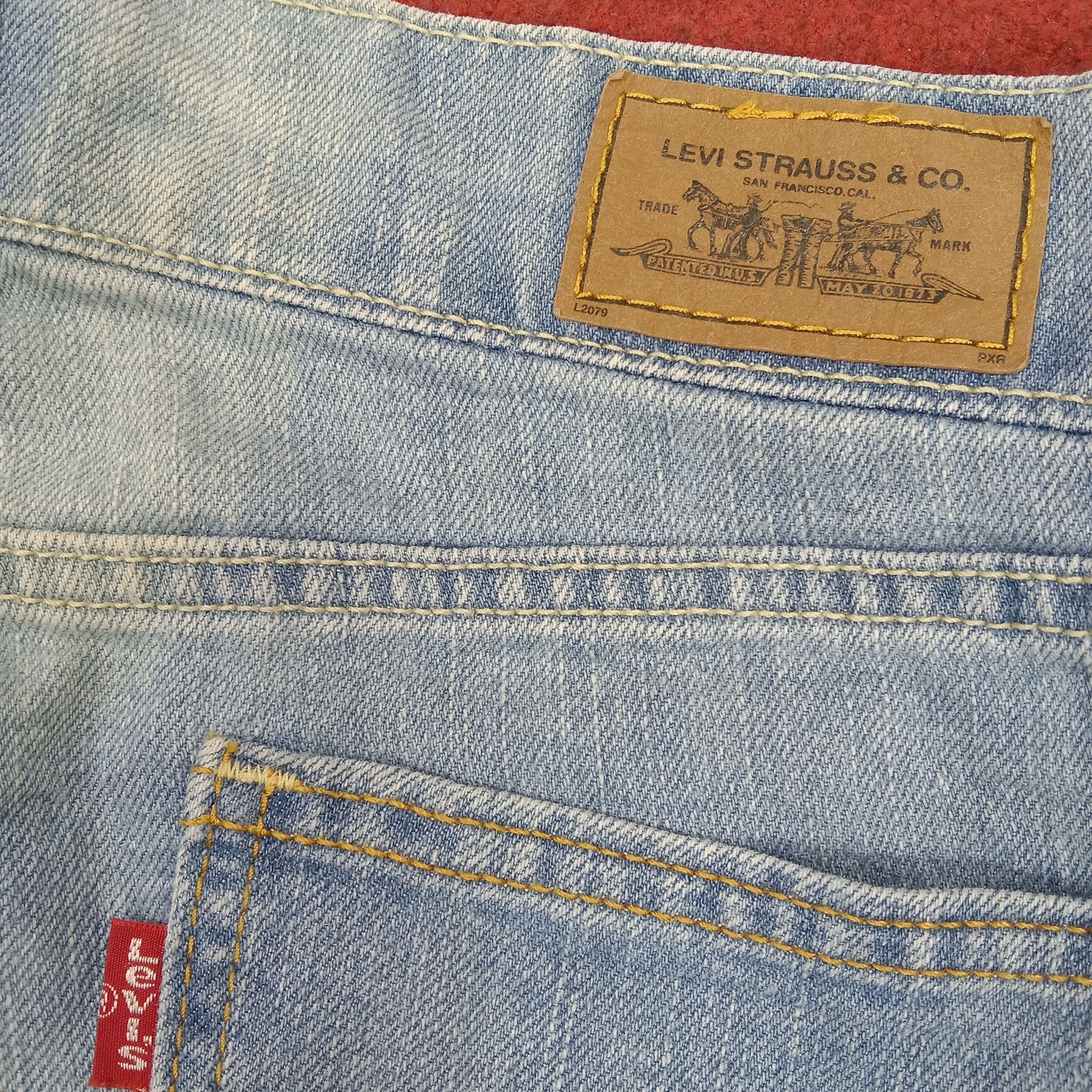 Levi's × Vintage Levis Streetwear Summer Surfing Style Short Jeans Size 31" - 14 Thumbnail
