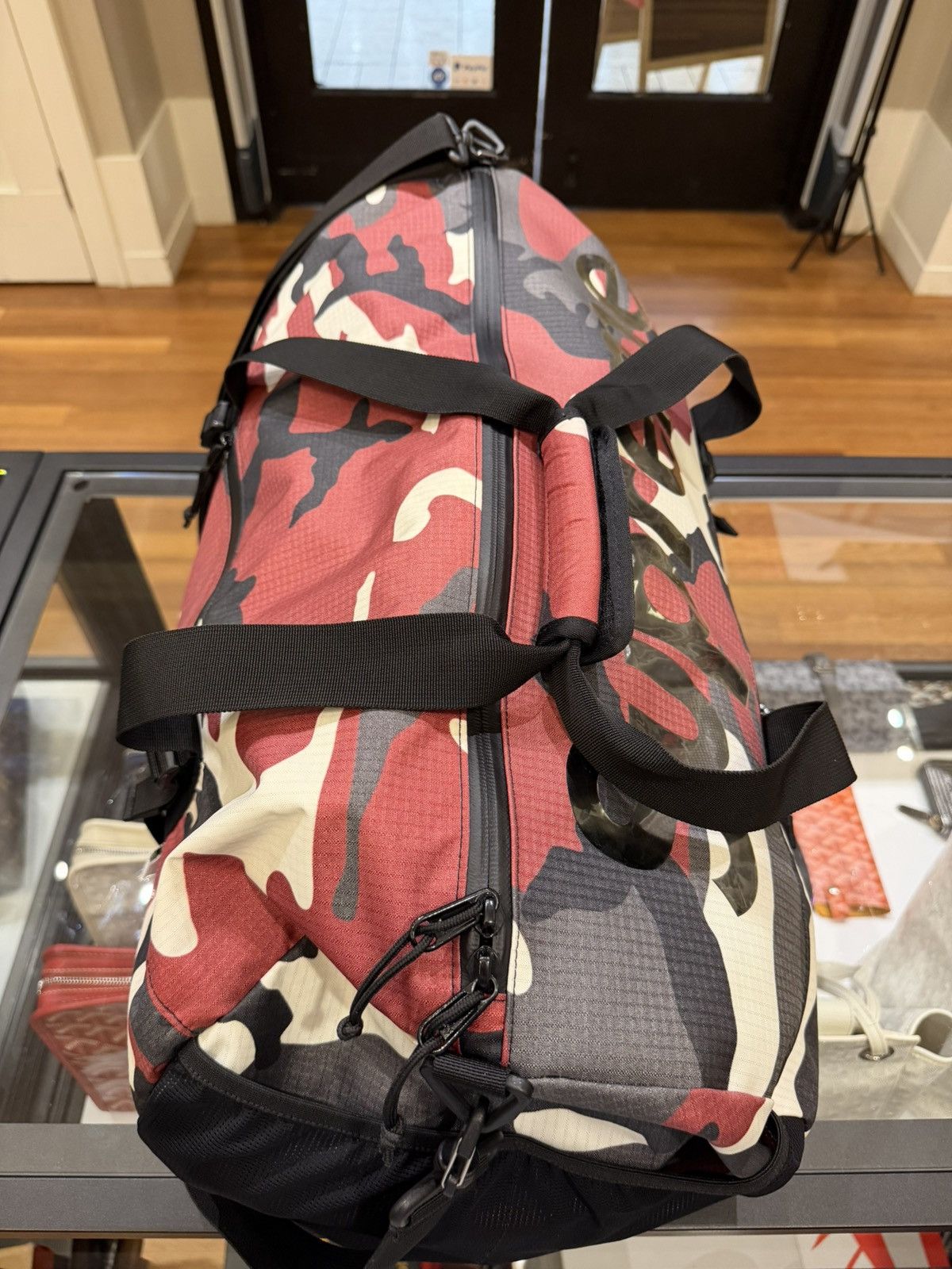 Supreme Supreme SS21 Red Camo Duffle Bag Size ONE SIZE - 5 Thumbnail