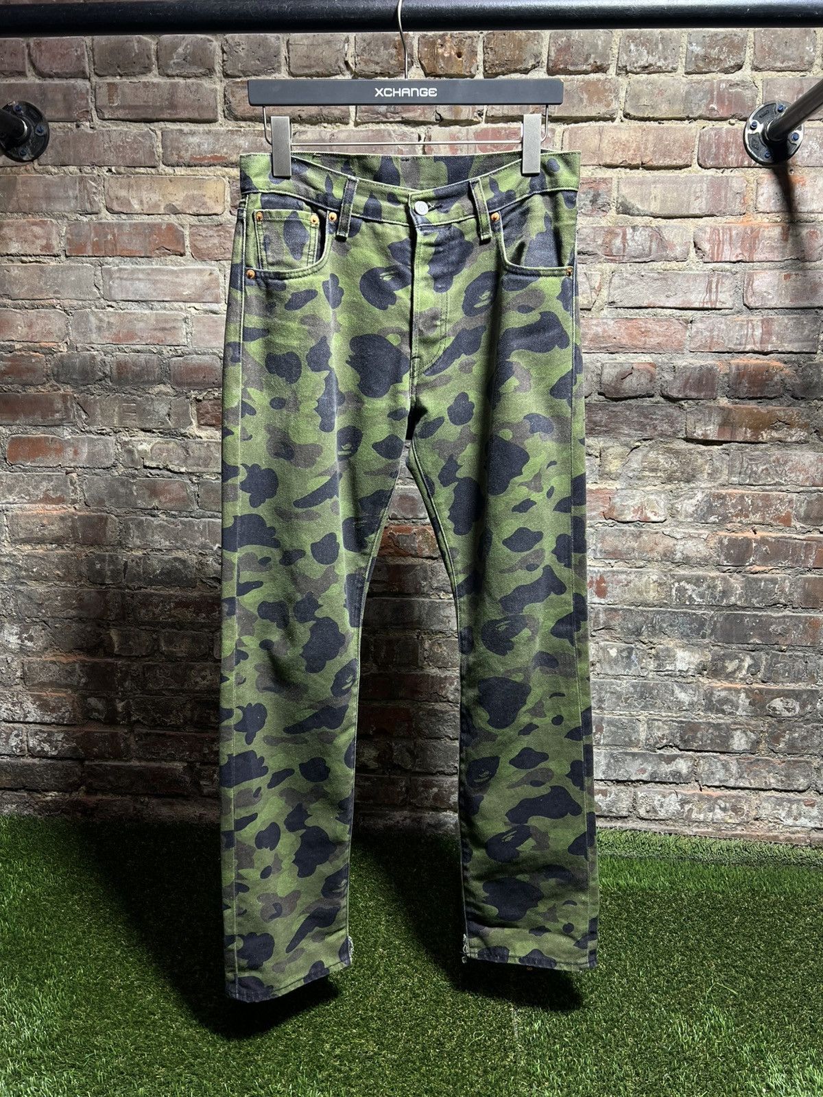 Bape Bape Levi 501 Camo Jeans Size US 30 / EU 46 - 1 Thumbnail