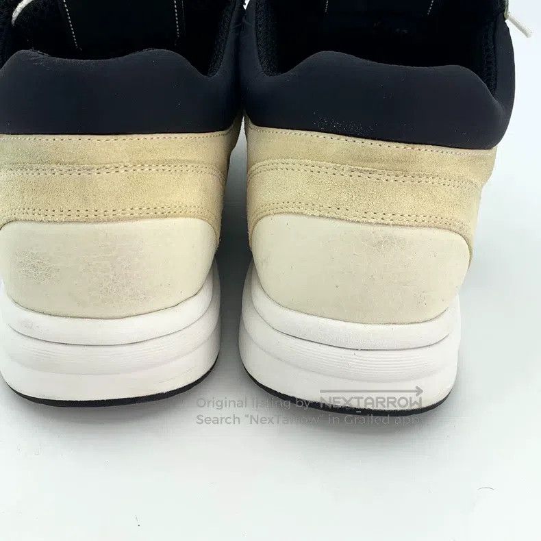 Chanel Chanel Colour-blocked logo latching casual panda sneakers Size US 9 / EU 42 - 8 Thumbnail