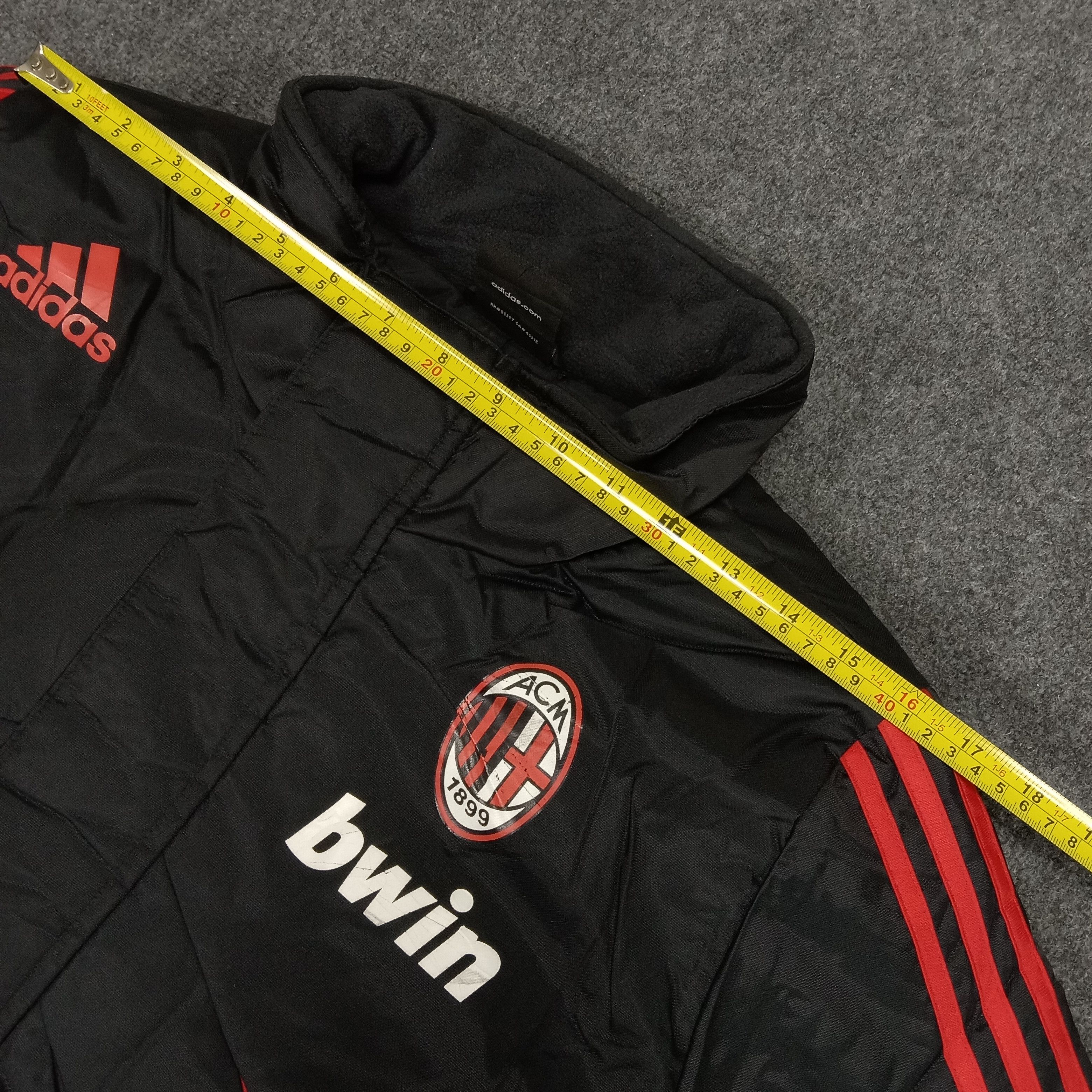 Adidas ADIDAS AC MILAN Football Club Winter Long Jacket Size US L / EU 52-54 / 3 - 7 Thumbnail