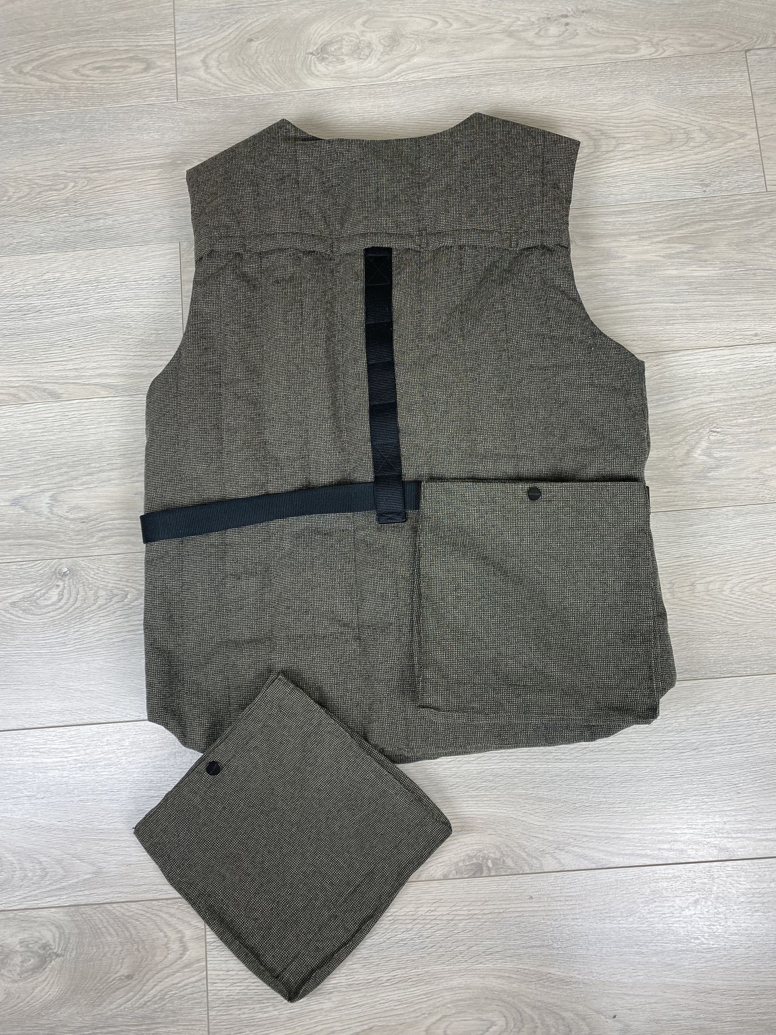 Vollebak Vollebak Off Grid Multipocket Aramid Fibre Vest Size US XXL / EU 58 / 5 - 7 Thumbnail