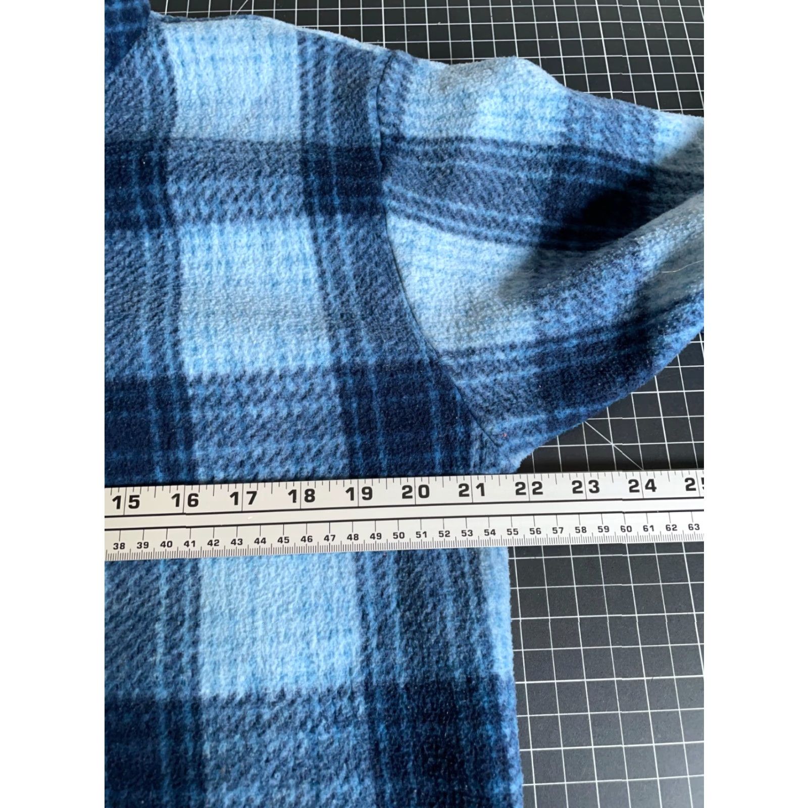 Vintage VINTAGE rue21 Fleece Jacket Blue Plaid 1/4 Zip Adult Large Mens 90s Grunge Pullover Size US L / EU 52-54 / 3 - 5 Thumbnail