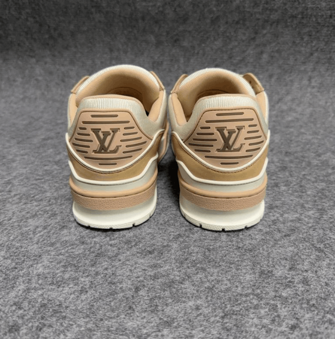 Louis Vuitton Louis Vuitton Low-Top Sneakers Size US 10 / IT 40 - 3 Thumbnail