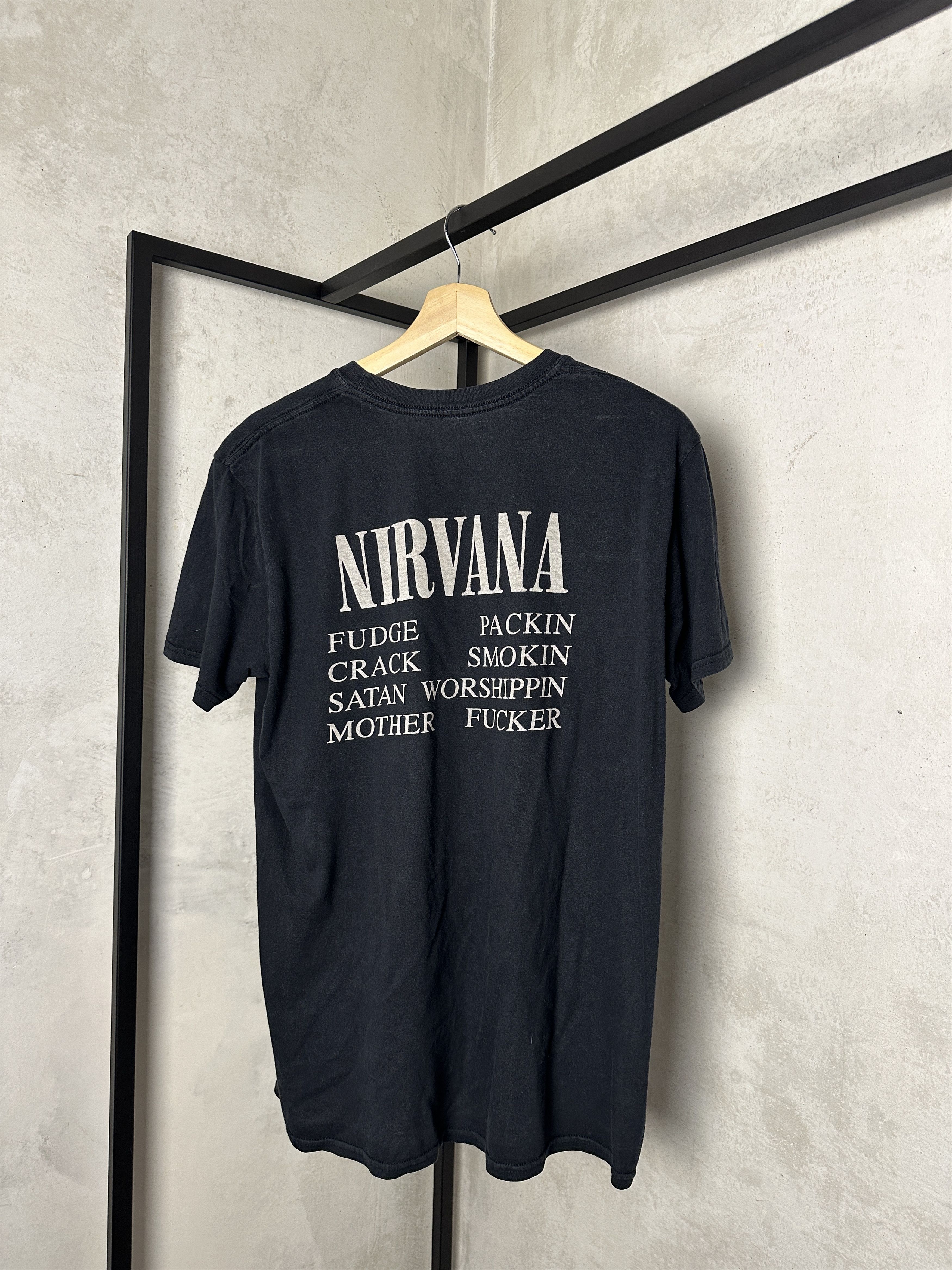 Band Tees Vintage 1992 Nirvana Vestibule T-Shirt Size US L / EU 52-54 / 3 - 3 Thumbnail
