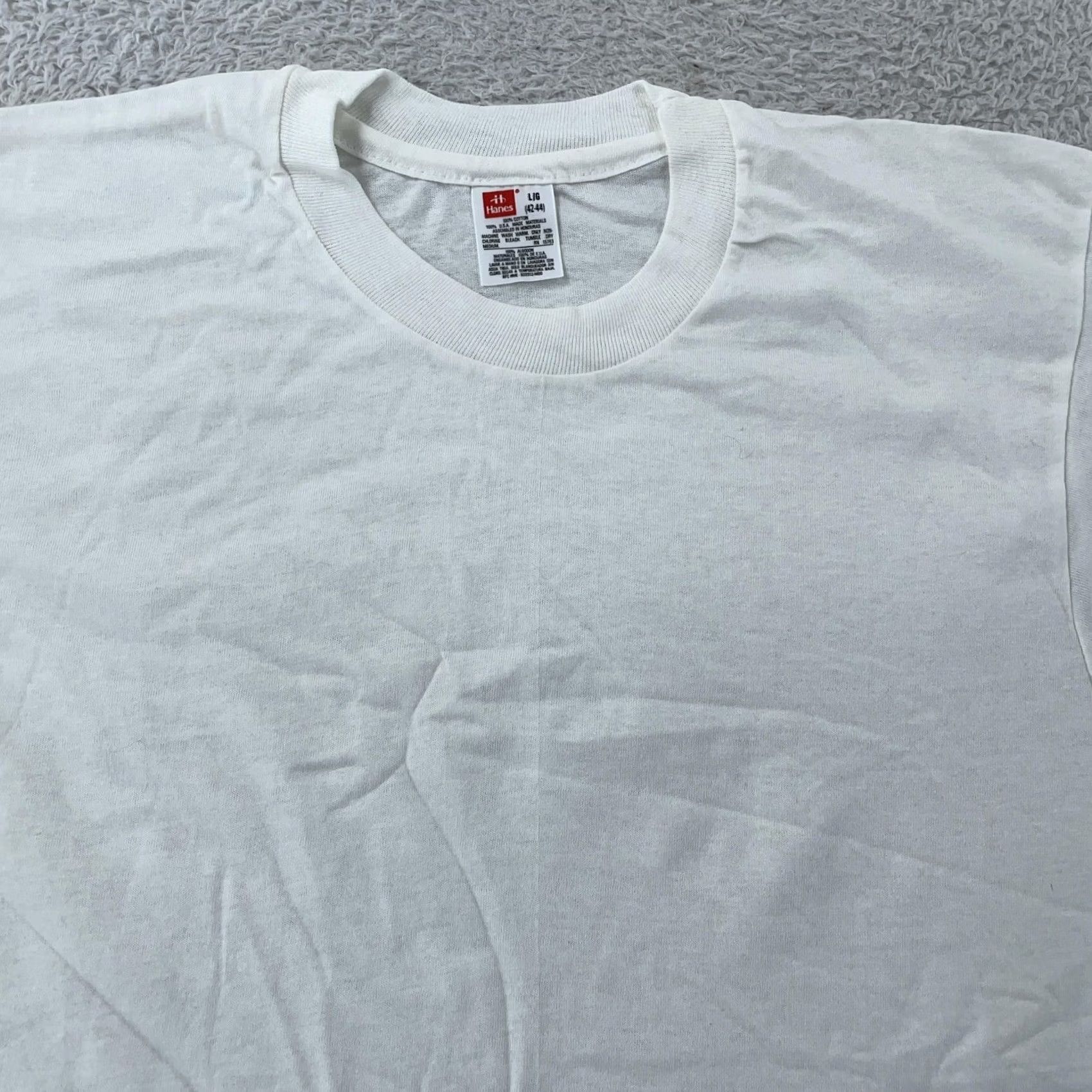 Hanes VINTAGE Hanes Shirt Mens M White Cotton Crewneck Short Sleeve Tee Size US M / EU 48-50 / 2 - 2 Thumbnail