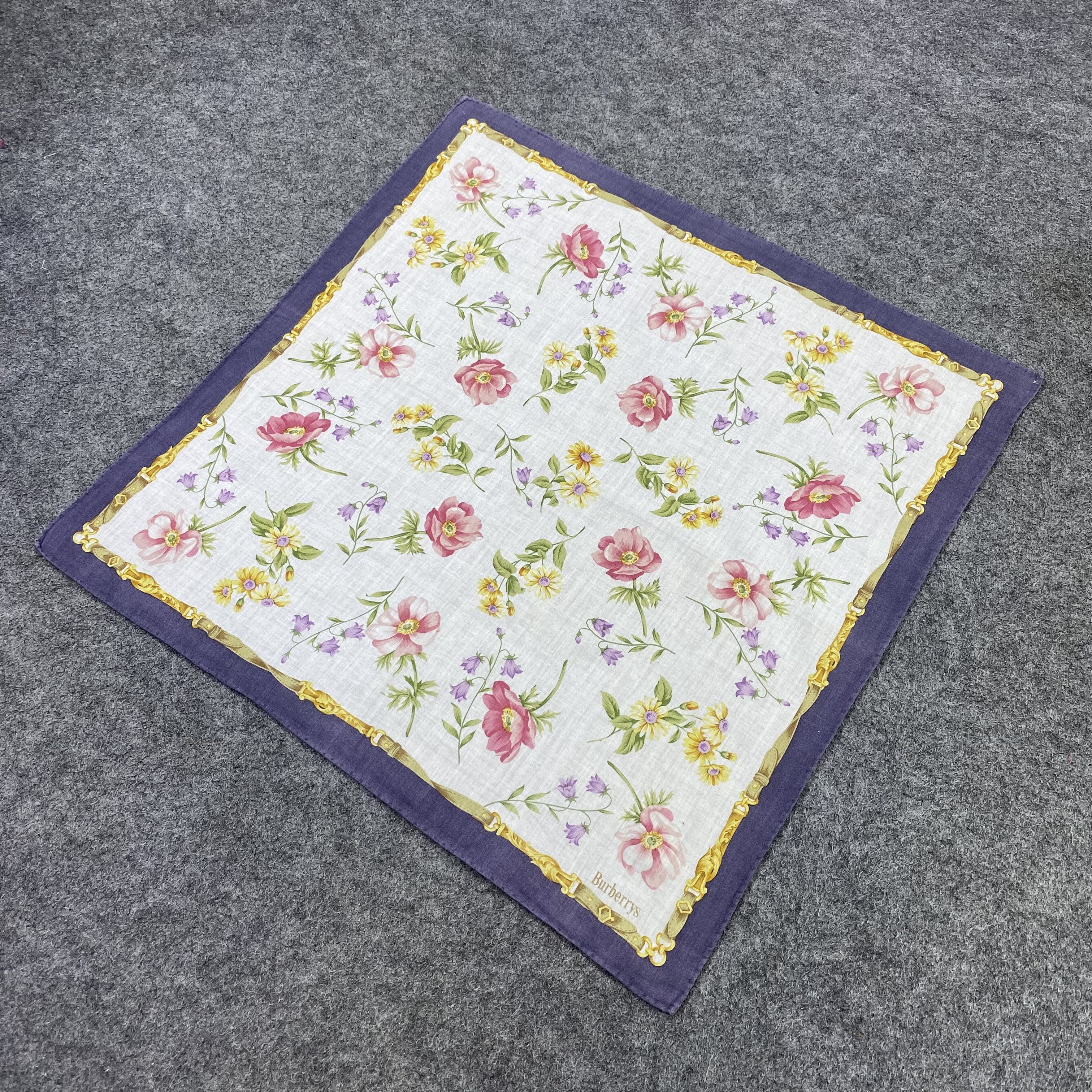Burberry Vintage Burberrys Handkerchief / Bandana / Neckerchief-B2086 Size ONE SIZE - 4 Thumbnail