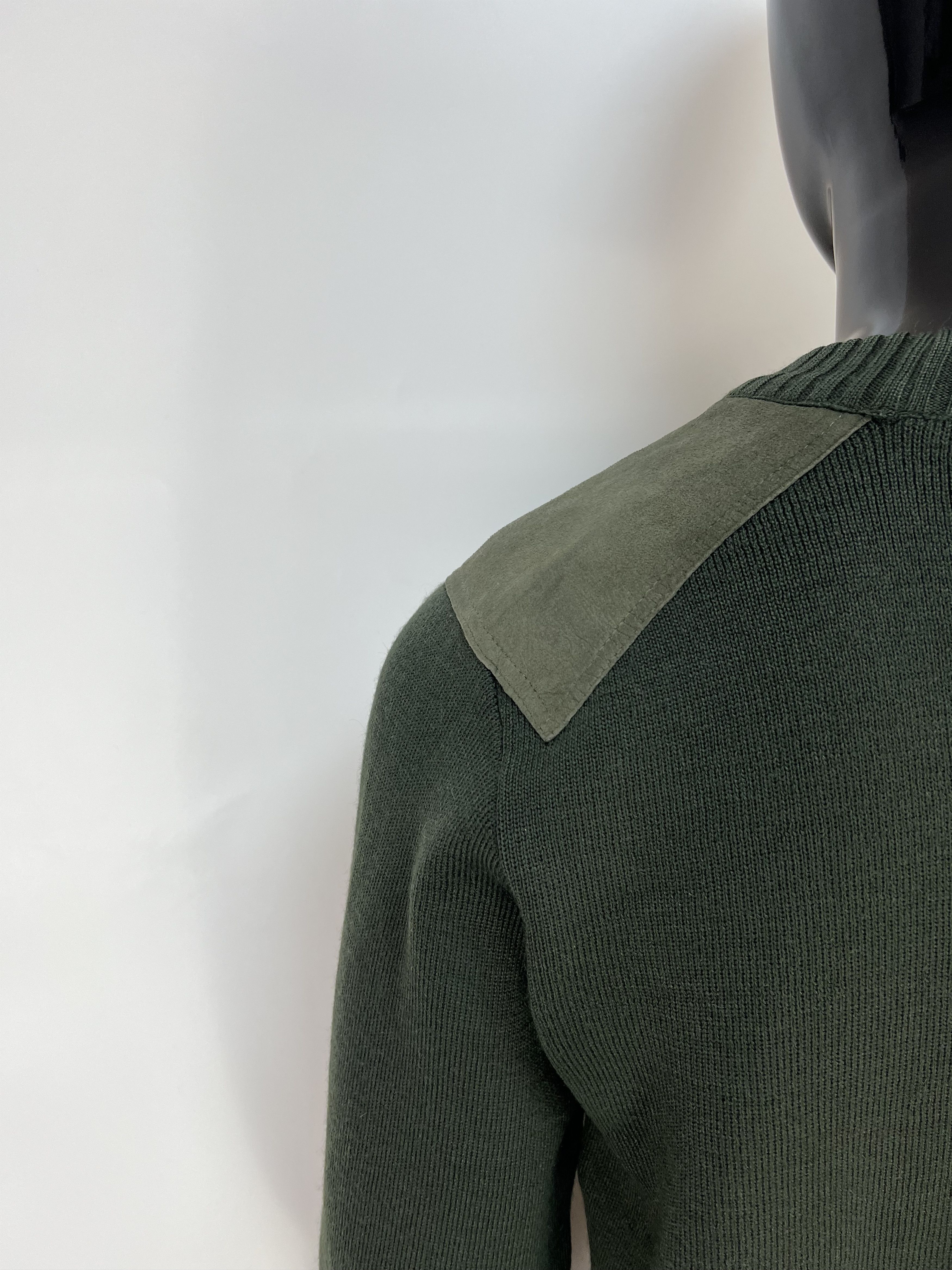 Burberry 90s Burberrys Vintage Wool Knit Sweater Shoulder Elbow Patch Size US L / EU 52-54 / 3 - 12 Thumbnail
