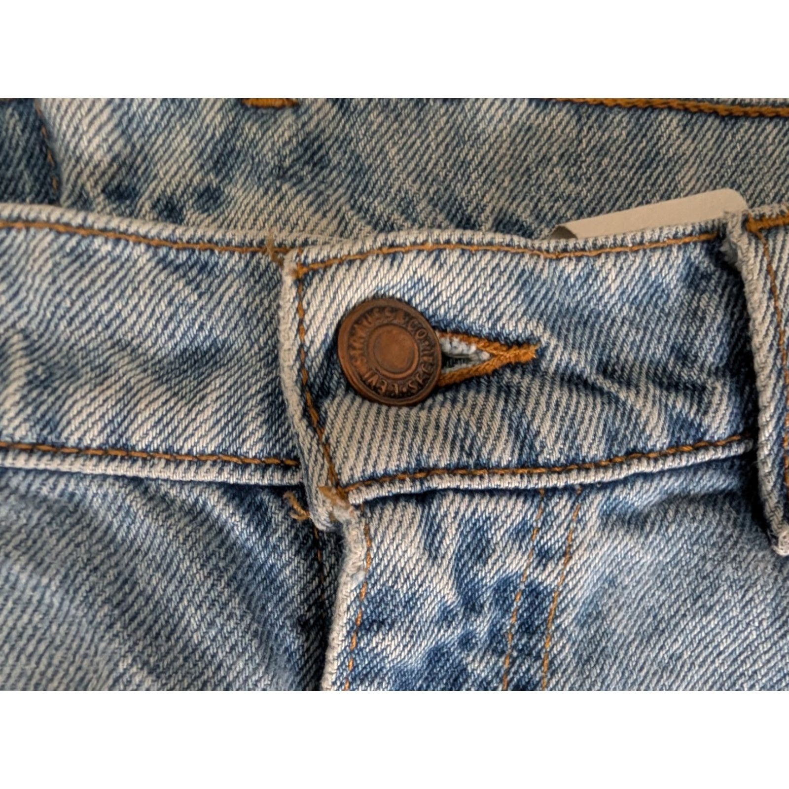 Levi's VINTAGE Levi's 553 Jeans Mens 34x32 Light Wash Distressed 90s White Tab USA Denim 5-Pocket Regular Spring Fall Winter Shoes? Size US 34 / EU 50 - 7 Thumbnail