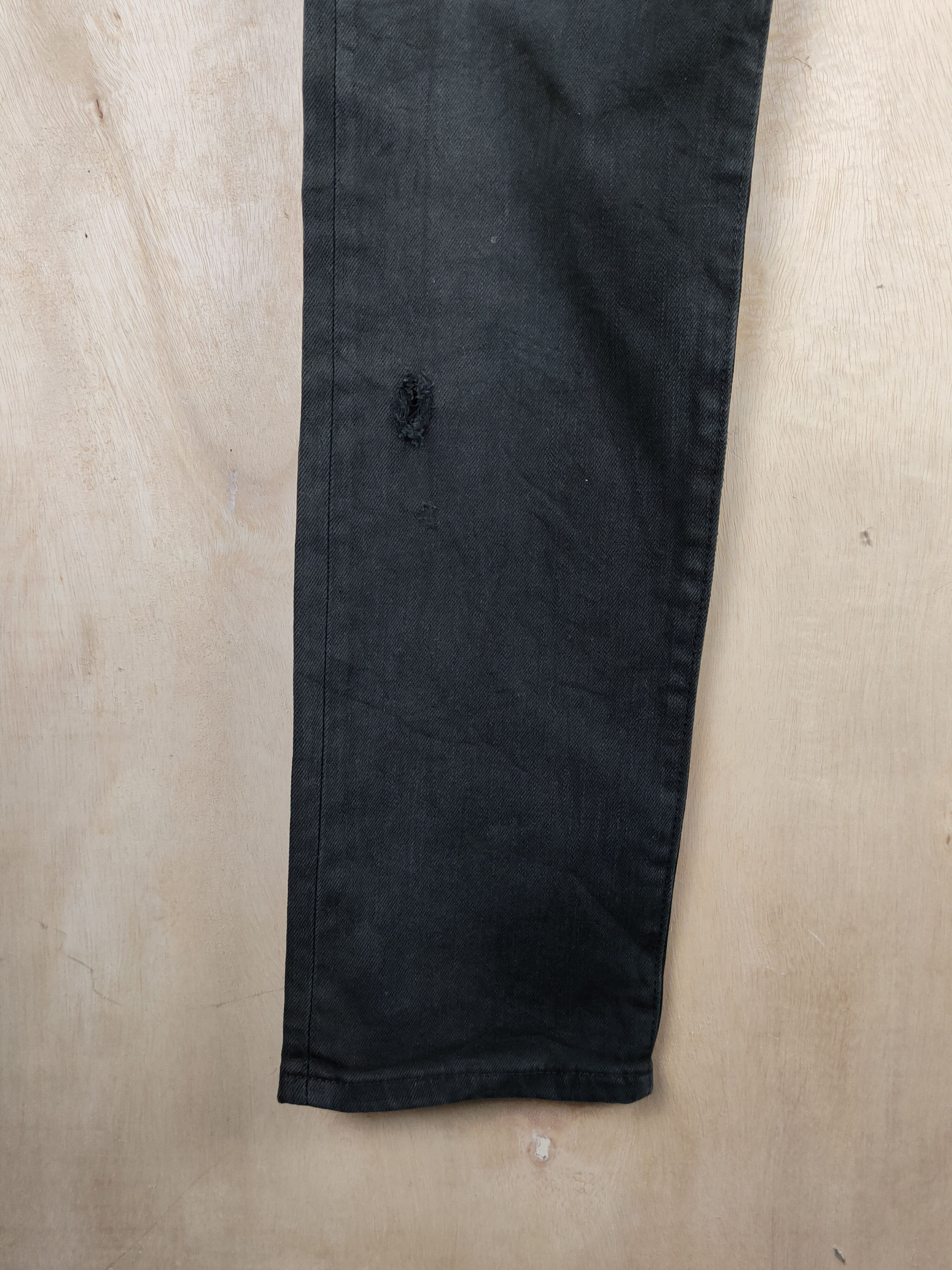Edwin Edwin Black Faded Distressed Ripped Jeans #S2417 Size US 32 / EU 48 - 4 Thumbnail