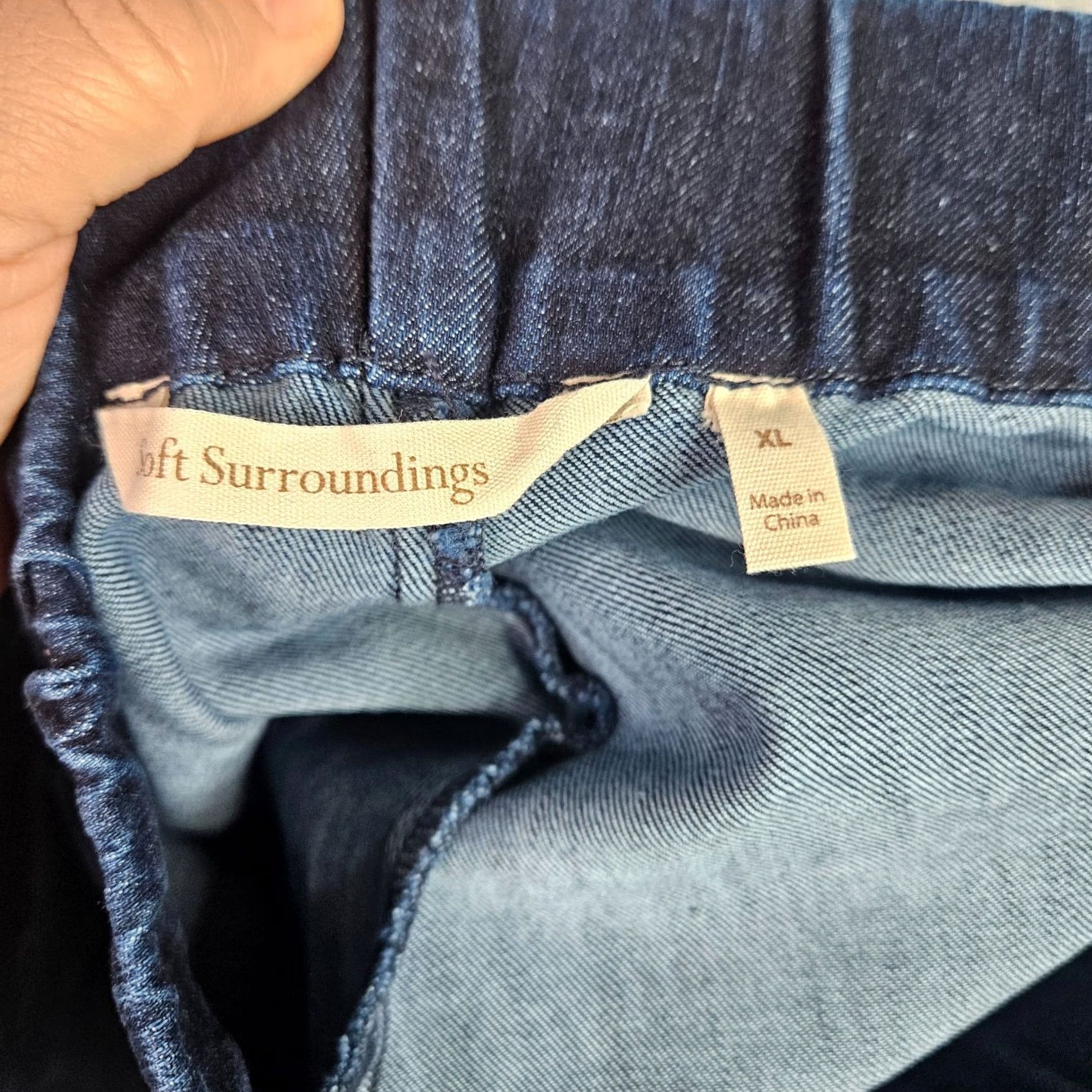 Soft Surroundings Soft Surroundings Jeans Womens XL Dark Wash Pull On Stretch Denim Comfort Fit Regular Rise Blue Casual Jeans Mens Womens Girls etc Size 40" / US 18 - 3 Thumbnail