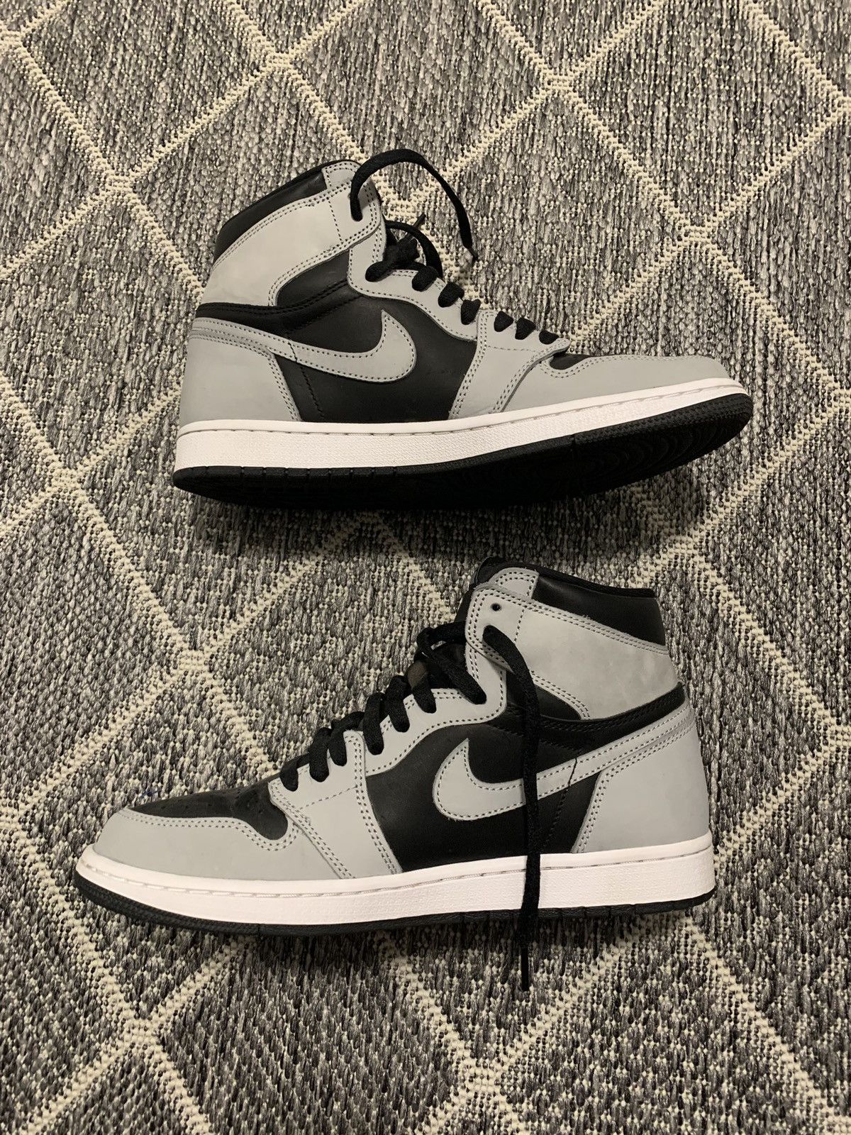 image of Nike Air Jordan 1 Shadow 2.0 High Shoes in Black/Gray, Men's (Size 10)
