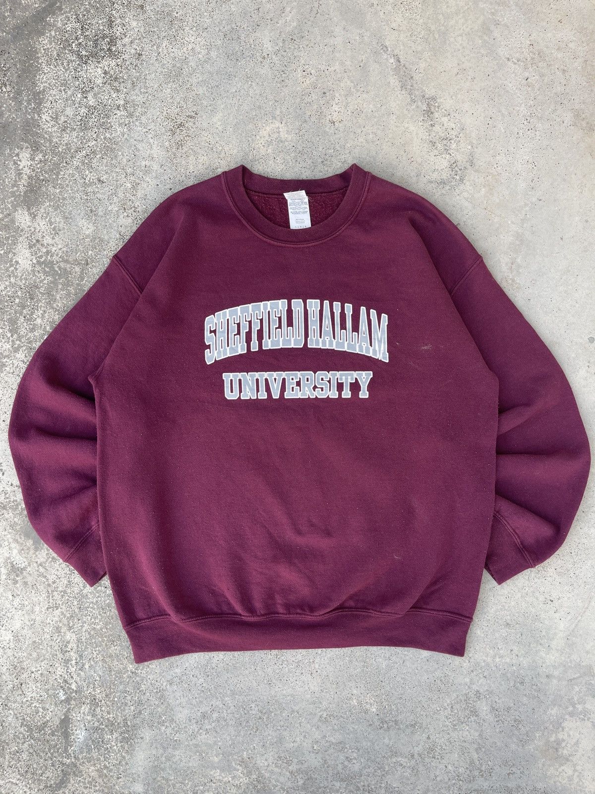 Vintage Vintage Crewneck Sheffield Hallam University Sweatshirt Size US L / EU 52-54 / 3 - 1 Thumbnail