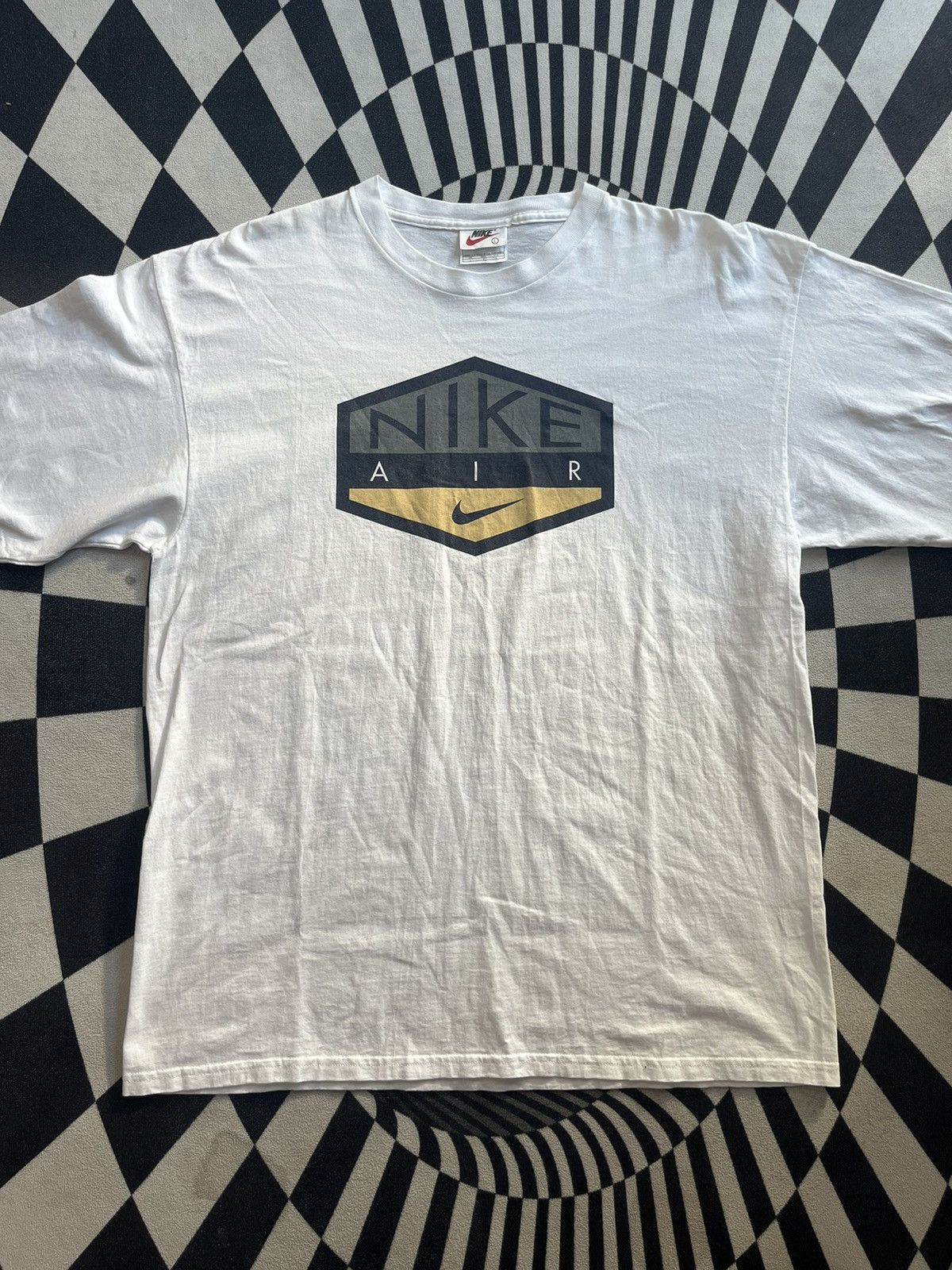 Nike Vintage NIKE AIR box logo 90’s Tshirt Size US L / EU 52-54 / 3 - 3 Thumbnail