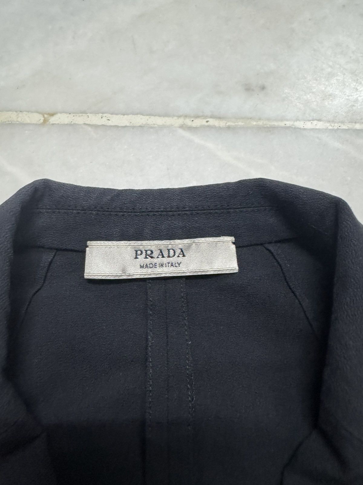 Prada PRADA BLAZER MADE IN ITALY SIZE 38 Size XS / US 0-2 / IT 36-38 - 2 Thumbnail