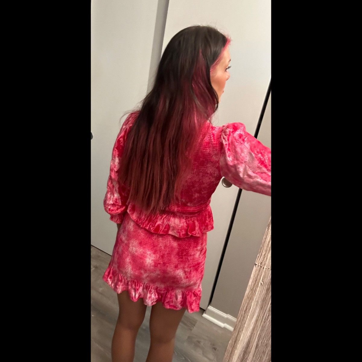 LoveShackFancy LoveShackFancy Pink Smocked Tie-Dye Dress Size M Size M / US 6-8 / IT 42-44 - 4 Thumbnail