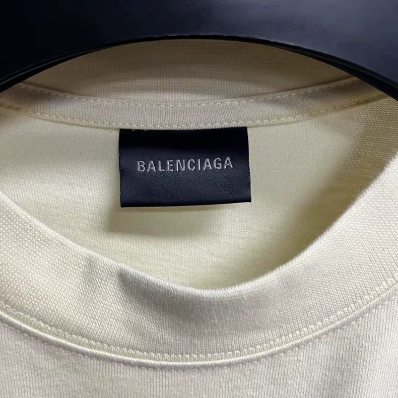 Balenciaga Balenciaga Beige letter print round neck short sleeve T-sh Size US XXS / EU 40 - 3 Thumbnail