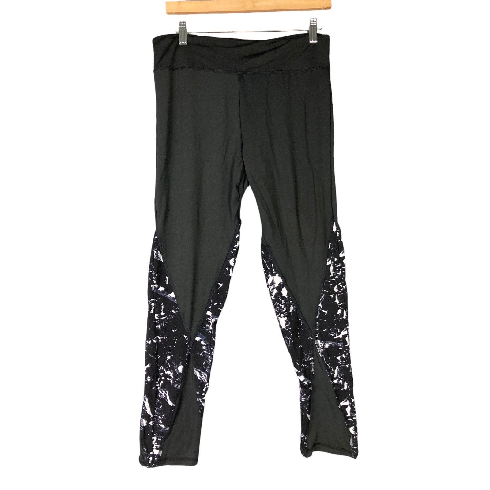 Other Black Womens Leggings XL Workout Comfort Stretchy Active Size 32" / US 10 / IT 46 - 1 Thumbnail