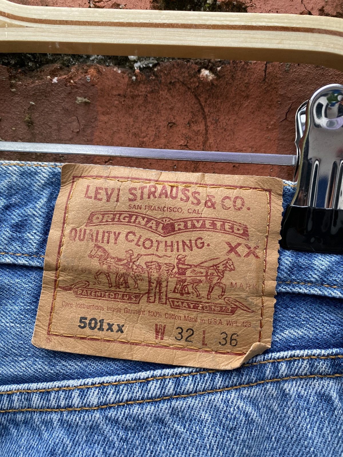Levi's × Levi's Vintage Clothing × Vintage W31x34 Vintage levi's 501 faded dirty made in USA Size US 31 - 4 Thumbnail