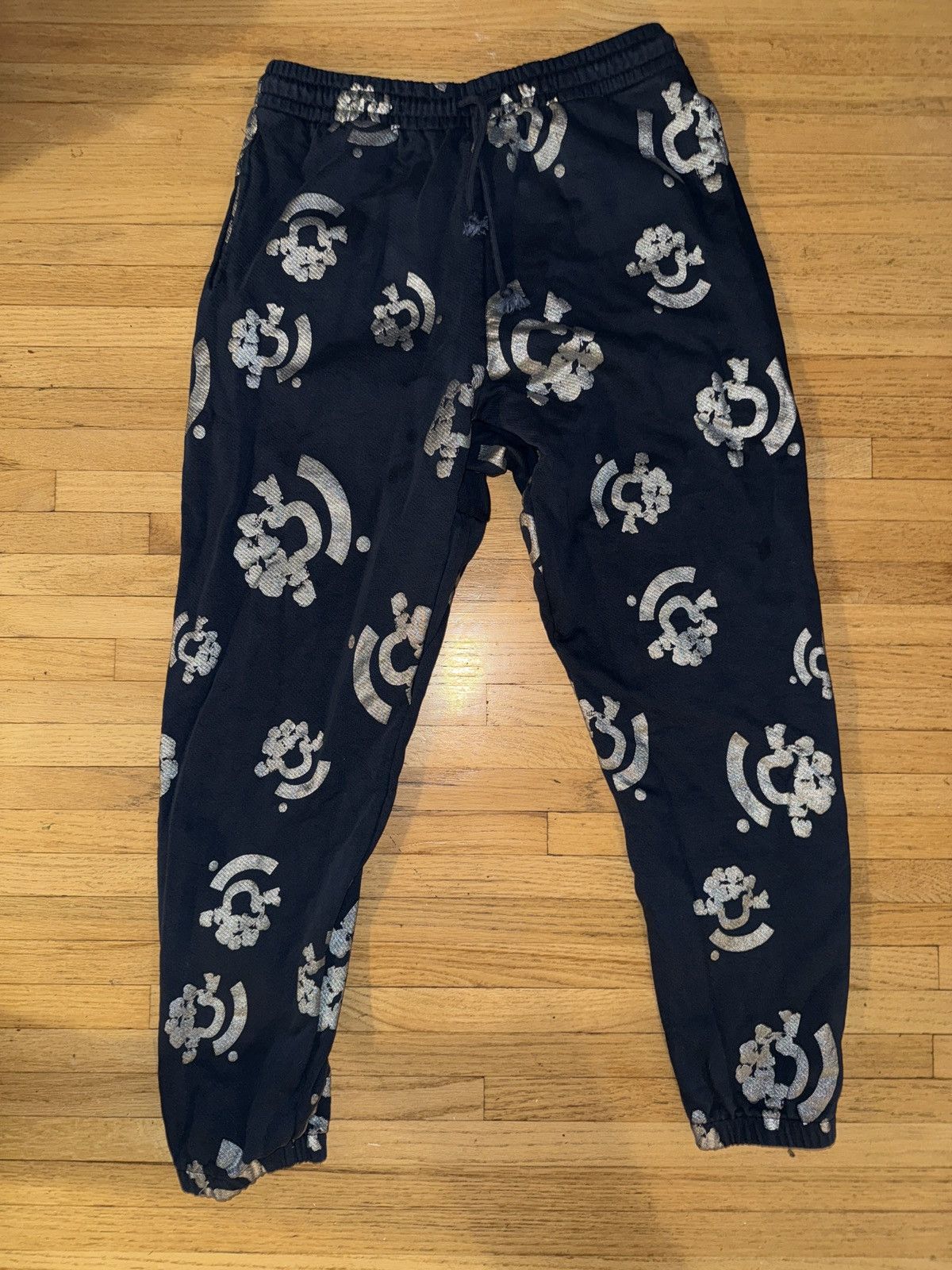(B).Stroy × DENIM TEARS Denim Tears (b).Stroy Blue cotton wreath XL sweatpants Size US 36 / EU 52 - 1 Thumbnail